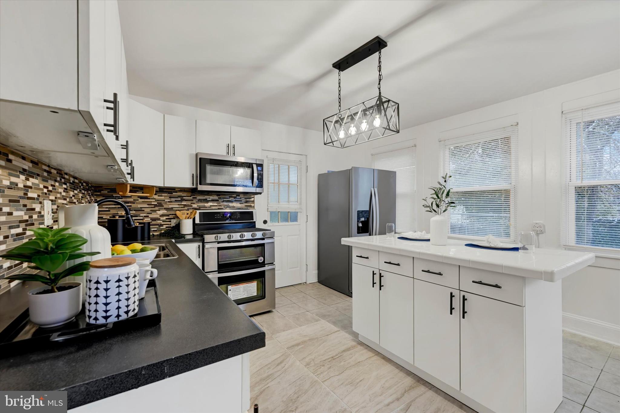 HAMILTON - Residential