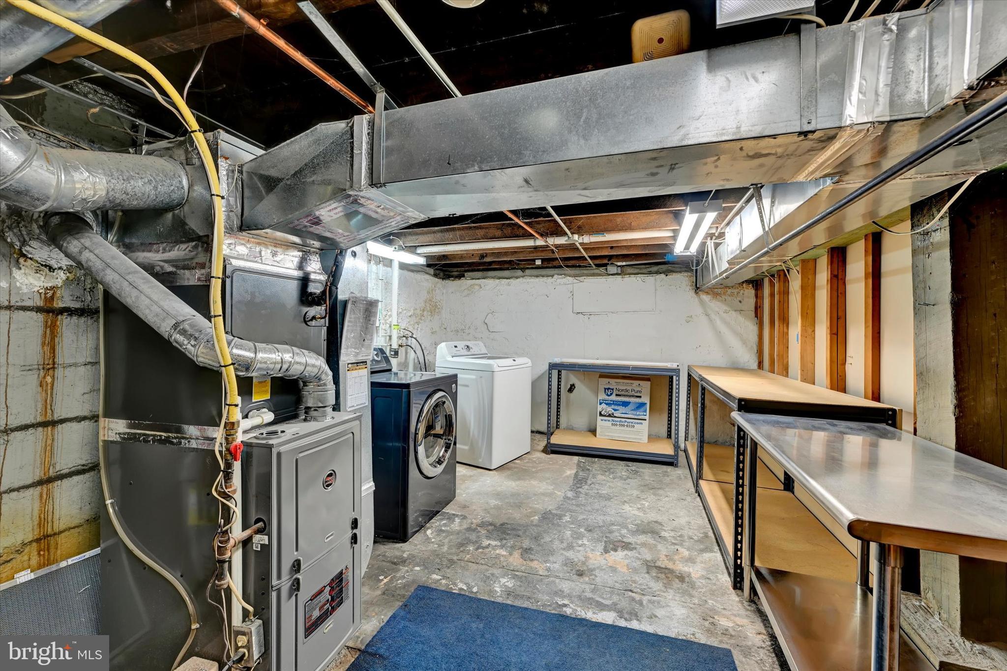 HAMILTON - Residential