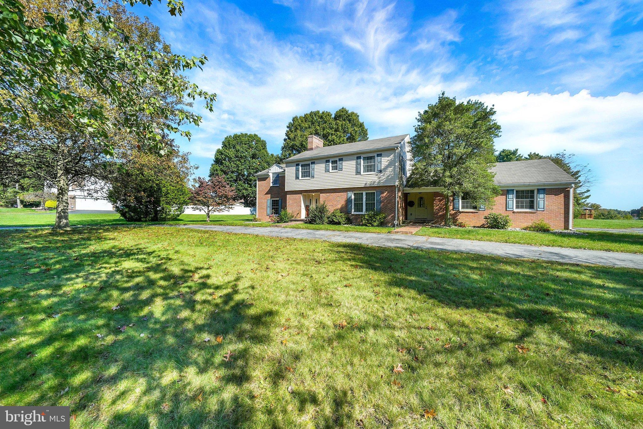 122 CARRIAGE LANE