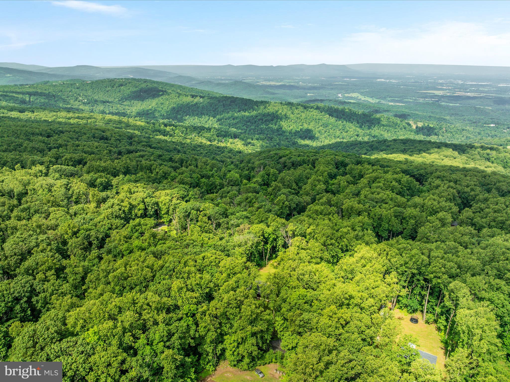 BLUE MOUNTAIN - Residential