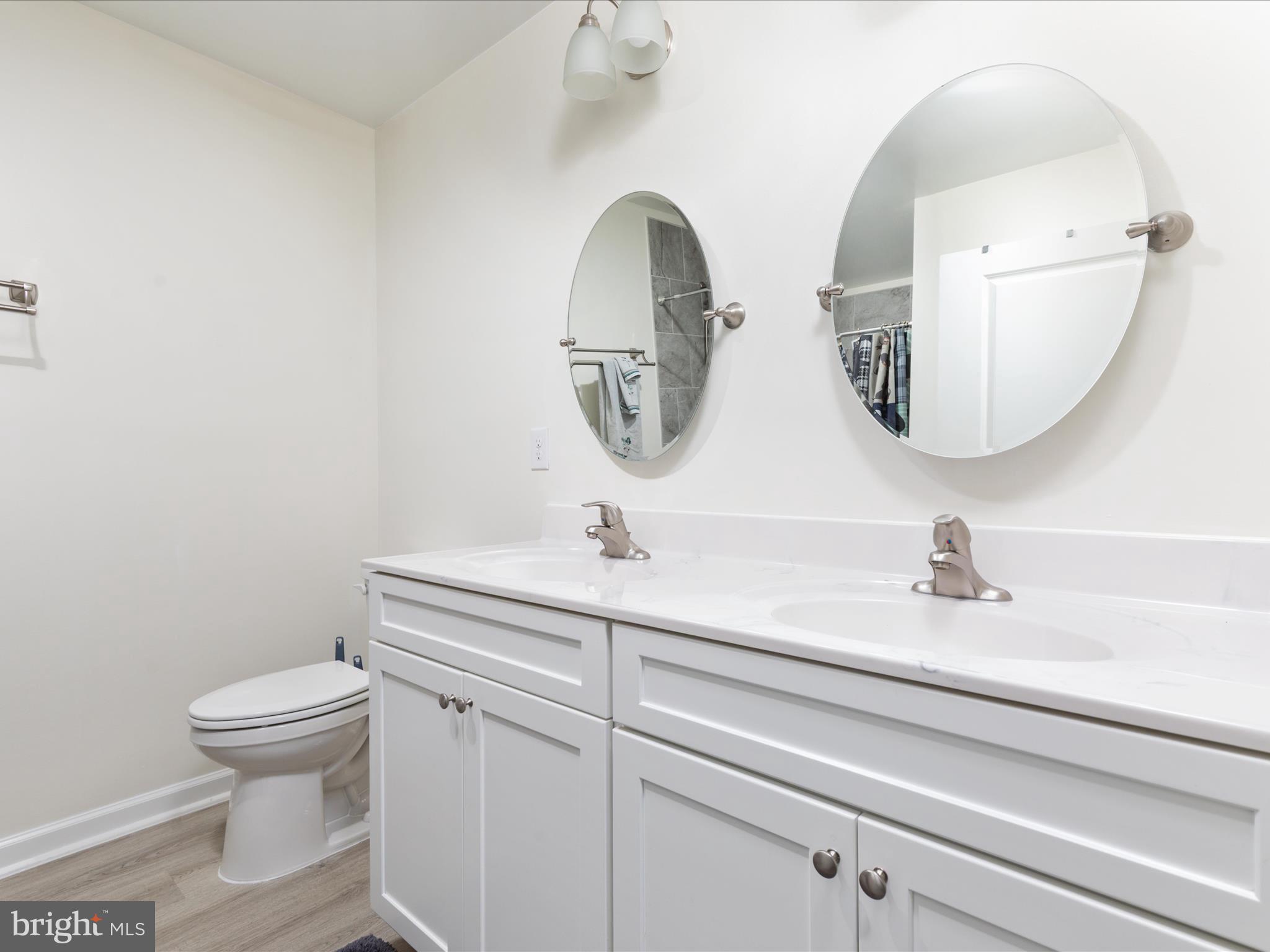 BLUE MOUNTAIN - Residential