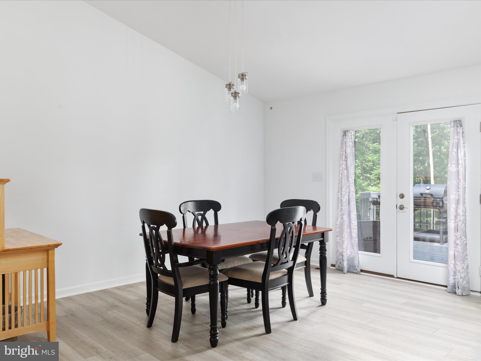 BLUE MOUNTAIN - Residential