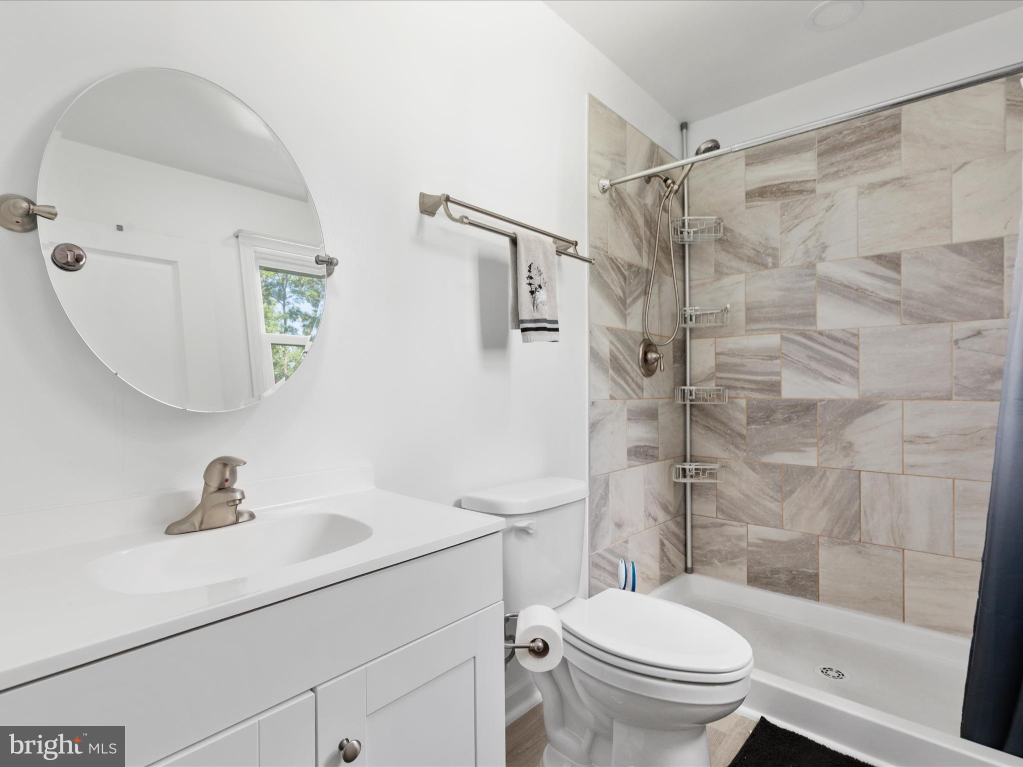 BLUE MOUNTAIN - Residential