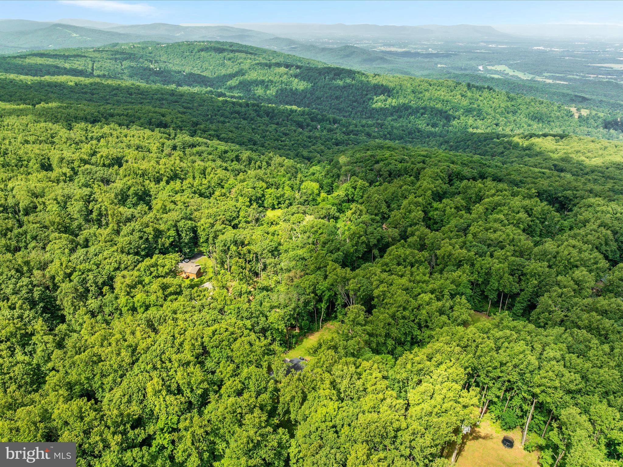 BLUE MOUNTAIN - Residential