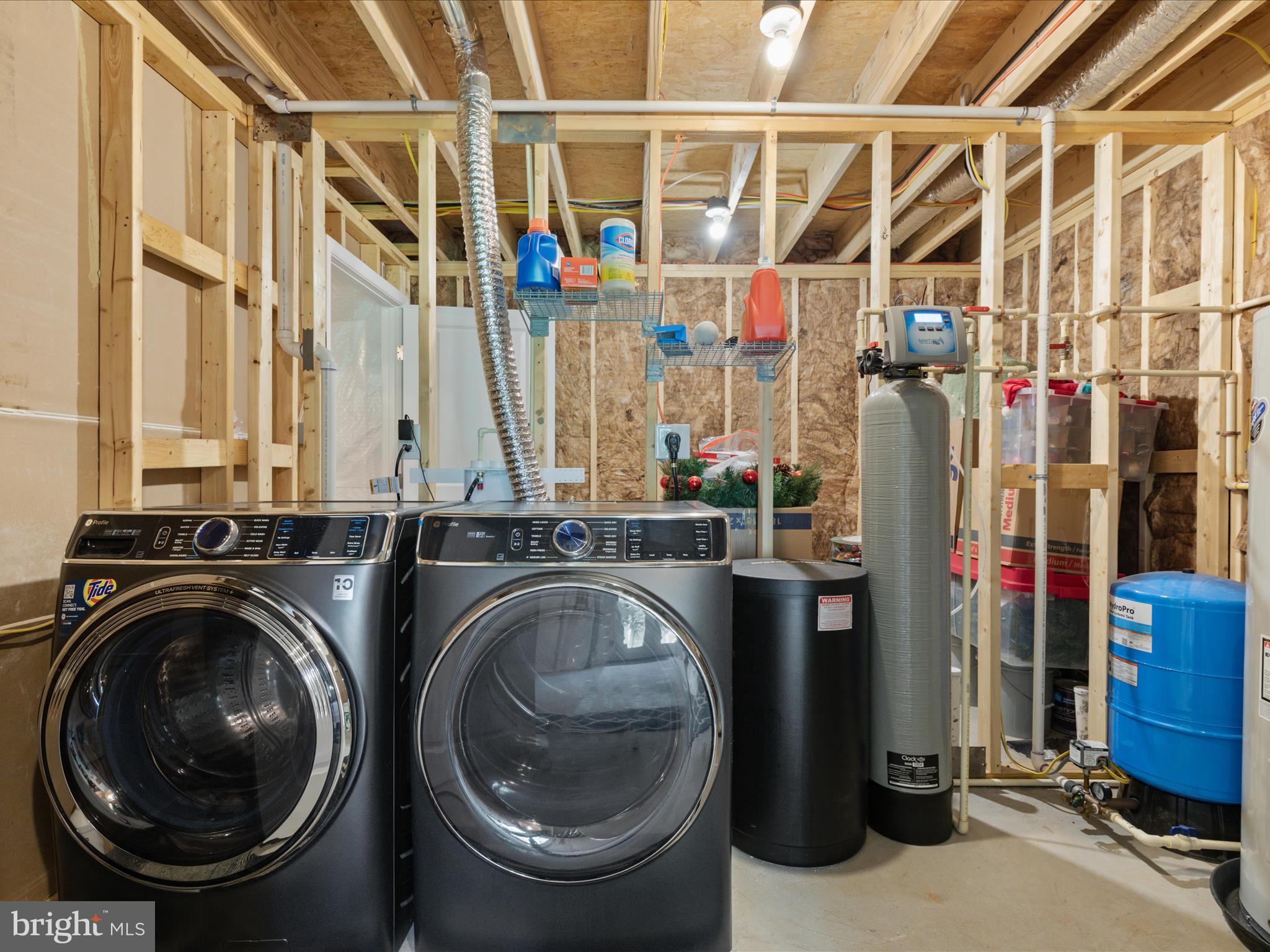 BLUE MOUNTAIN - Residential