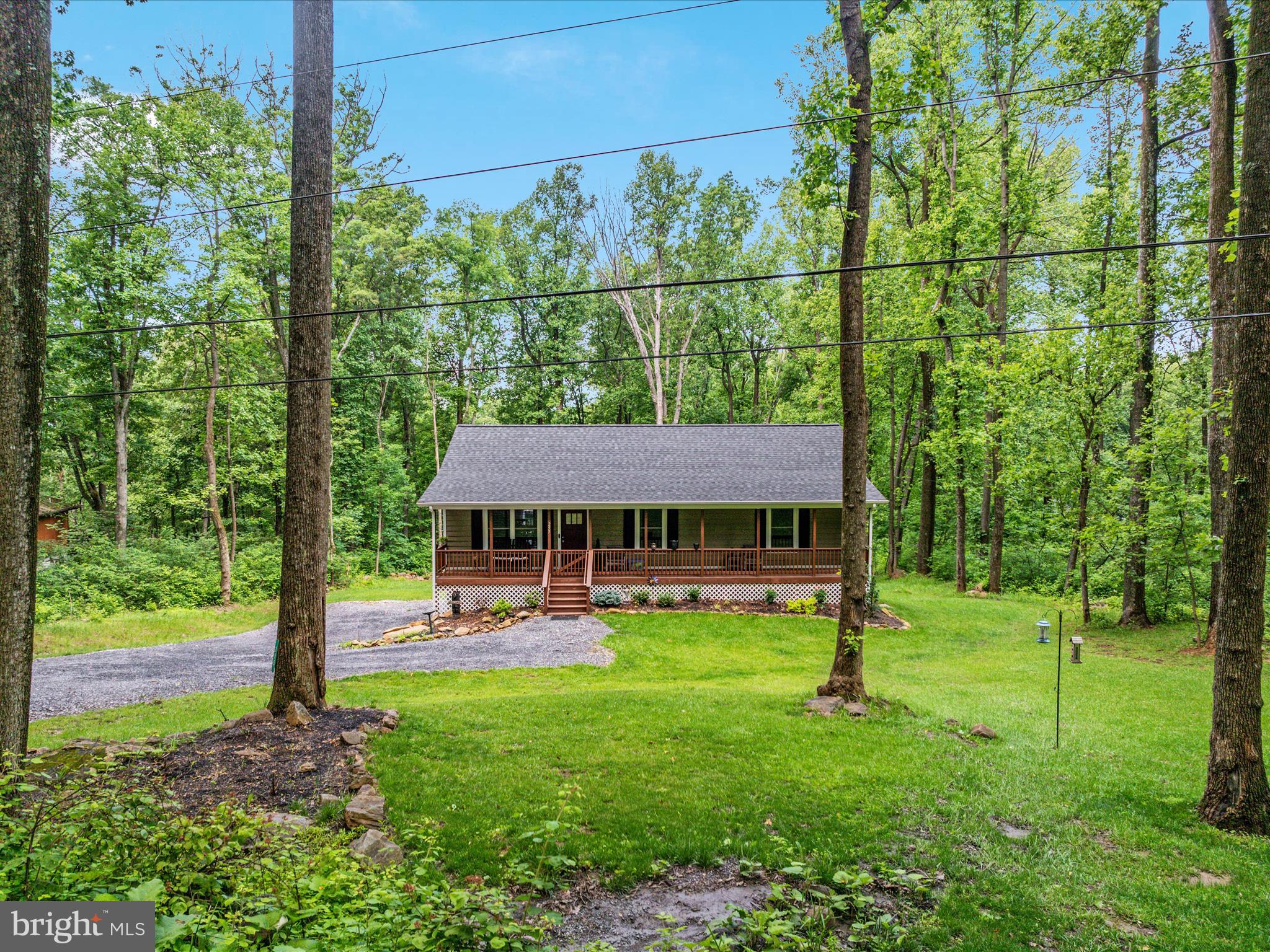 BLUE MOUNTAIN - Residential