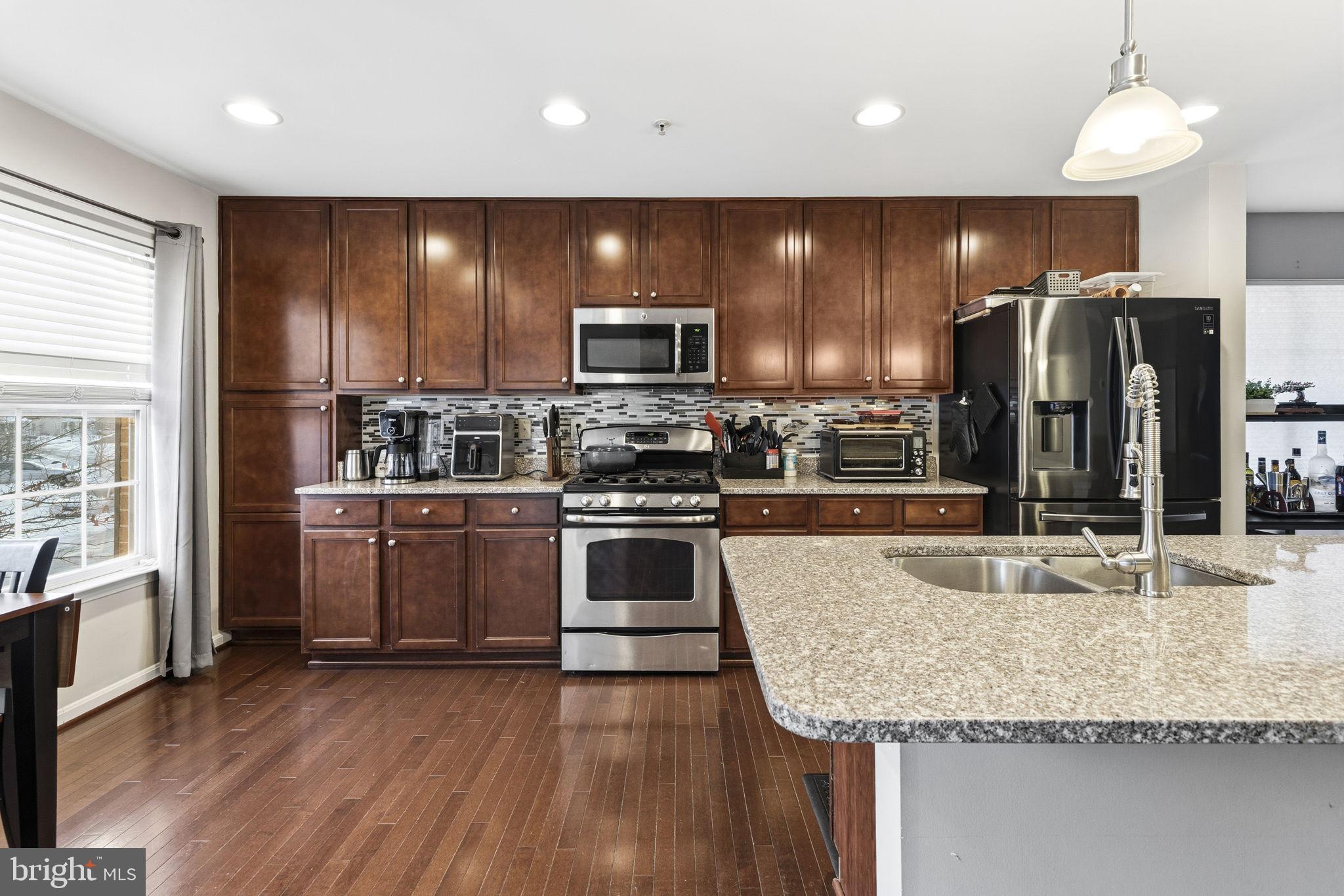 STANSBURY SHORES - Residential