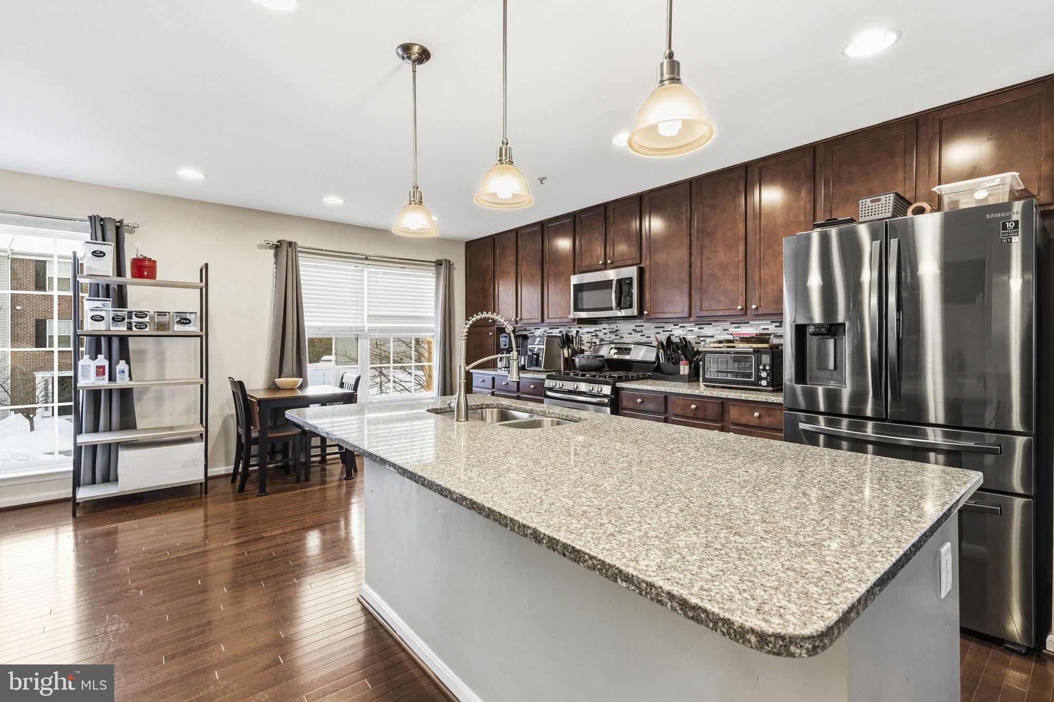 STANSBURY SHORES - Residential