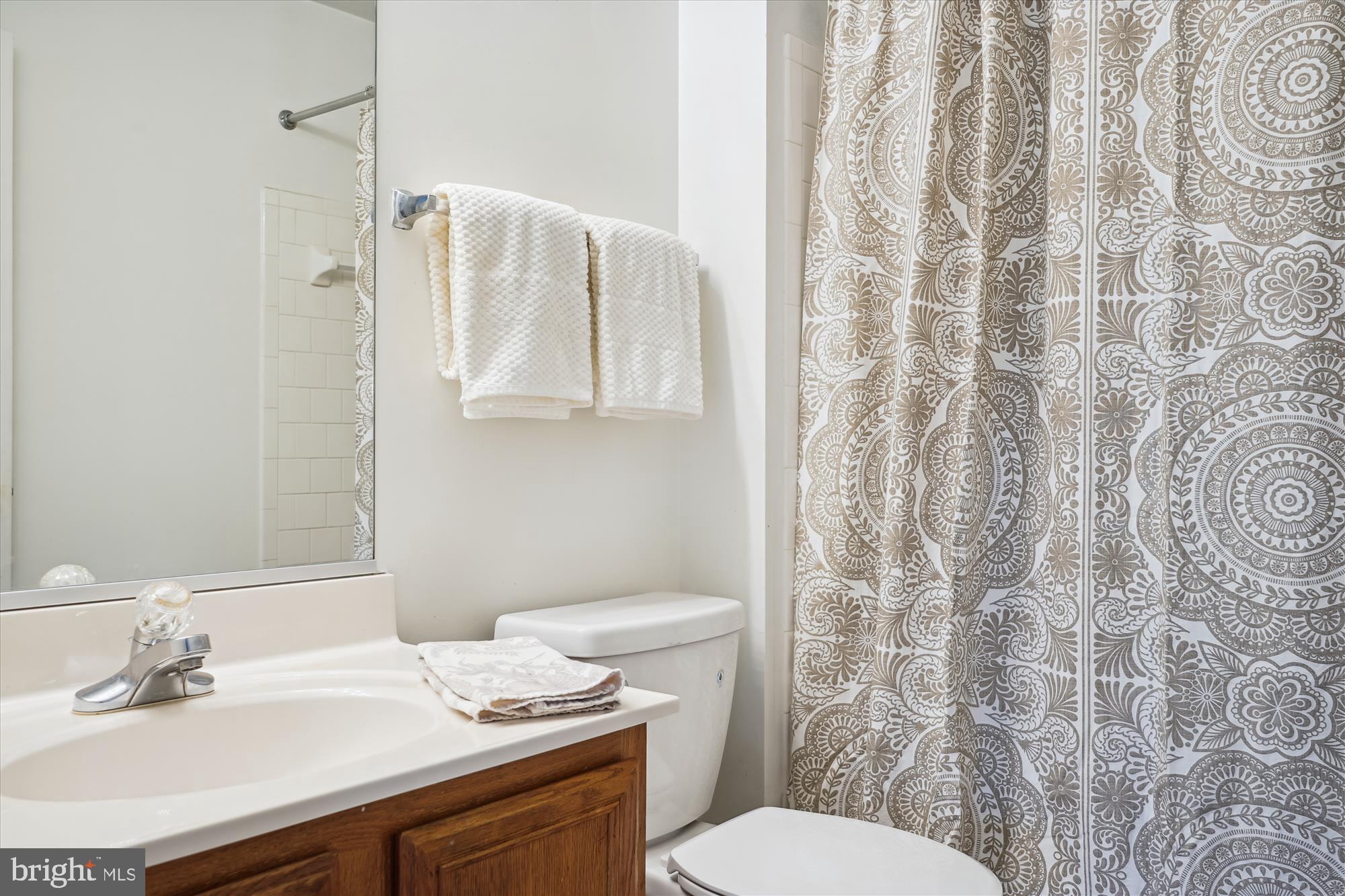 ADMIRAL REACH AT HARBOUR GATES - Residential