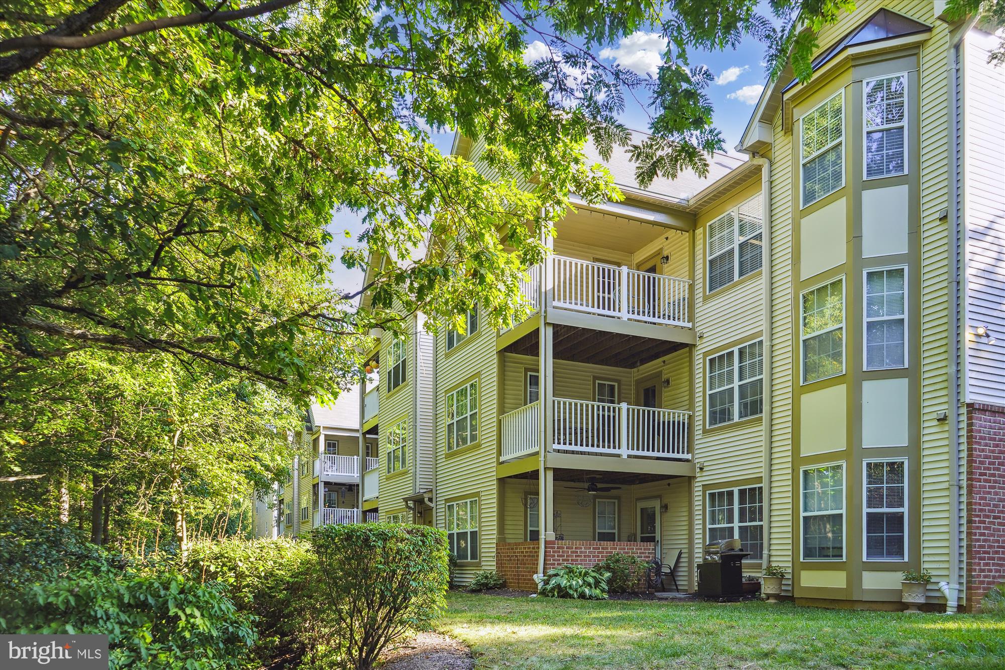 ADMIRAL REACH AT HARBOUR GATES - Residential