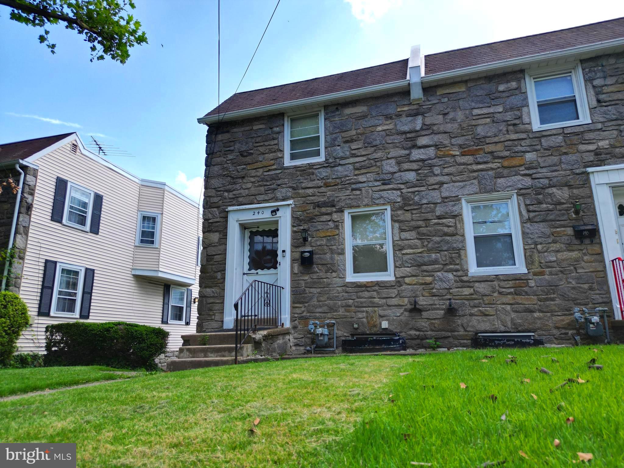Welcome home to 240 Garvin Boulevard, a stone + siding twin located on 1 of the most desirable blocks in Sharon Hill. This 3 bed, 1 bath home has been loved by the same family for almost 25 years and is now ready for a new owner to unpack their bags and make theirs.
FEATURES: Hardwood floors 1st + 2nd floor, central A/C, good size front + side patios perfect outdoor space for entertaining/relaxing, ample storage space in basement and 1-car garage, Roof done in 2018 (white coat), bathroom + kitchen renovated in 2020.
Conveniently Located on a quiet, wide street just steps to public transportation, schools, various shopping, restaurants, employment opportunity, I-95, the blue route, Philadelphia International Airport.
INCLUSIONS: Linen closet in 2nd floor hallway, Washer + Dryer "as-is, where-is" with no monetary value attached. EXCLUSIONS: Refrigerator, microwave, All TVs. *Showings begin Thursday, July 17th. Don't wait--Schedule your showing today!