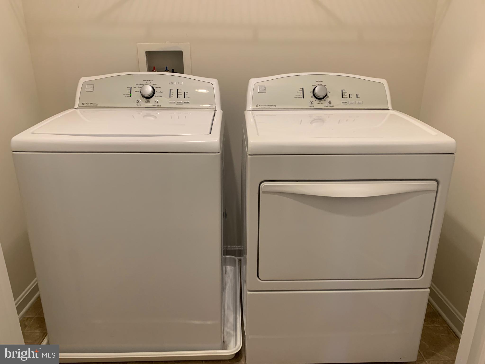 ESPLANADE AT RED RUN - Residential Lease