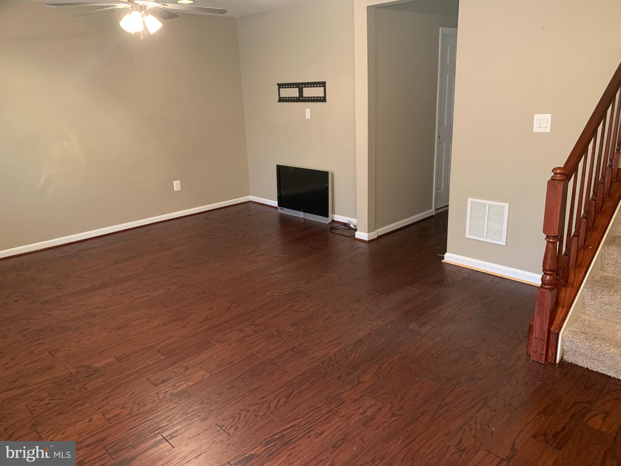 ESPLANADE AT RED RUN - Residential Lease