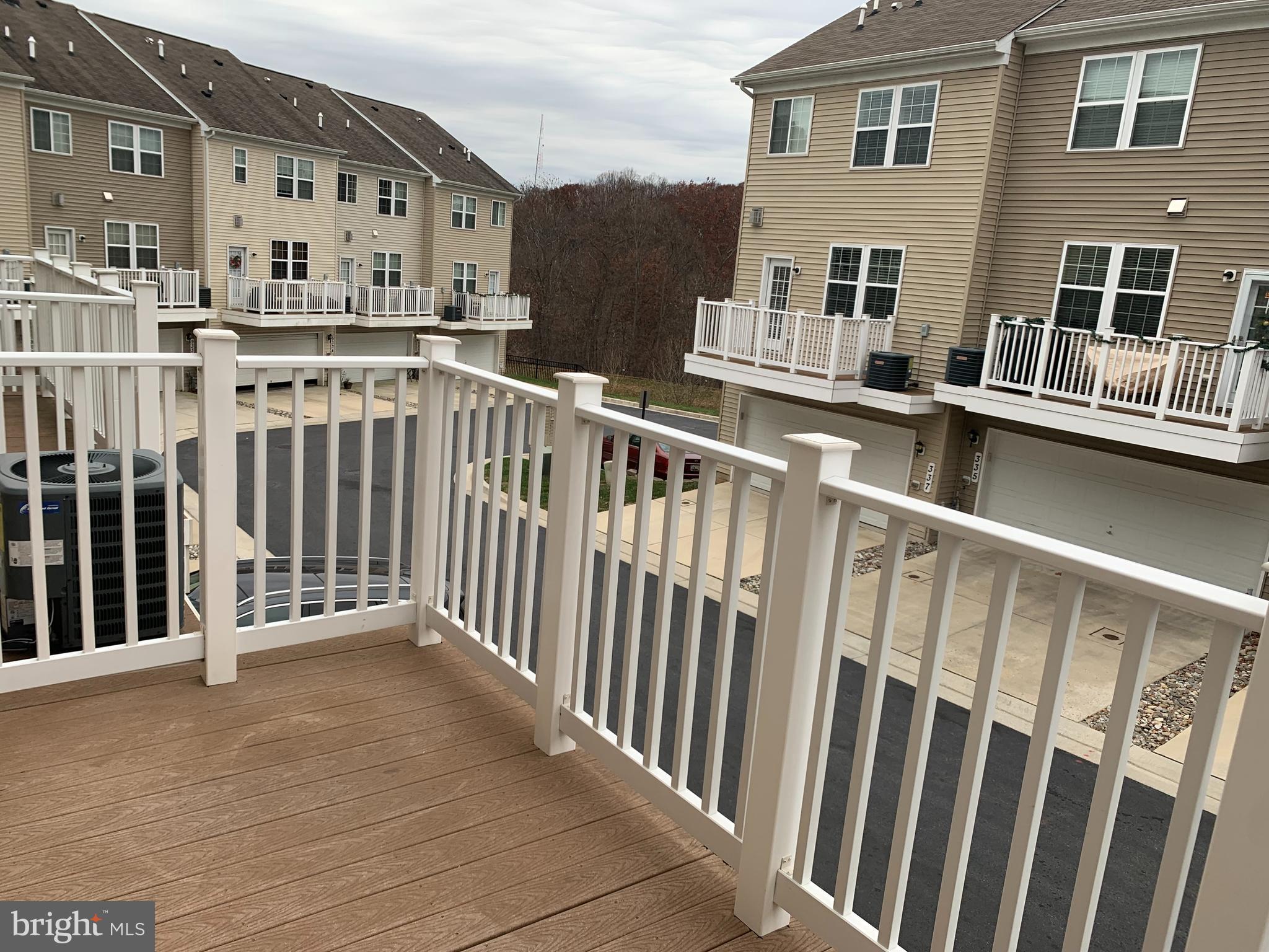 ESPLANADE AT RED RUN - Residential Lease