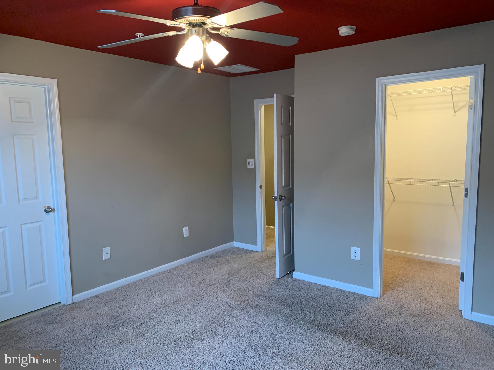 ESPLANADE AT RED RUN - Residential Lease