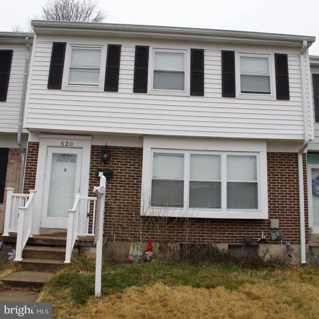HARFORD SQUARE - Residential