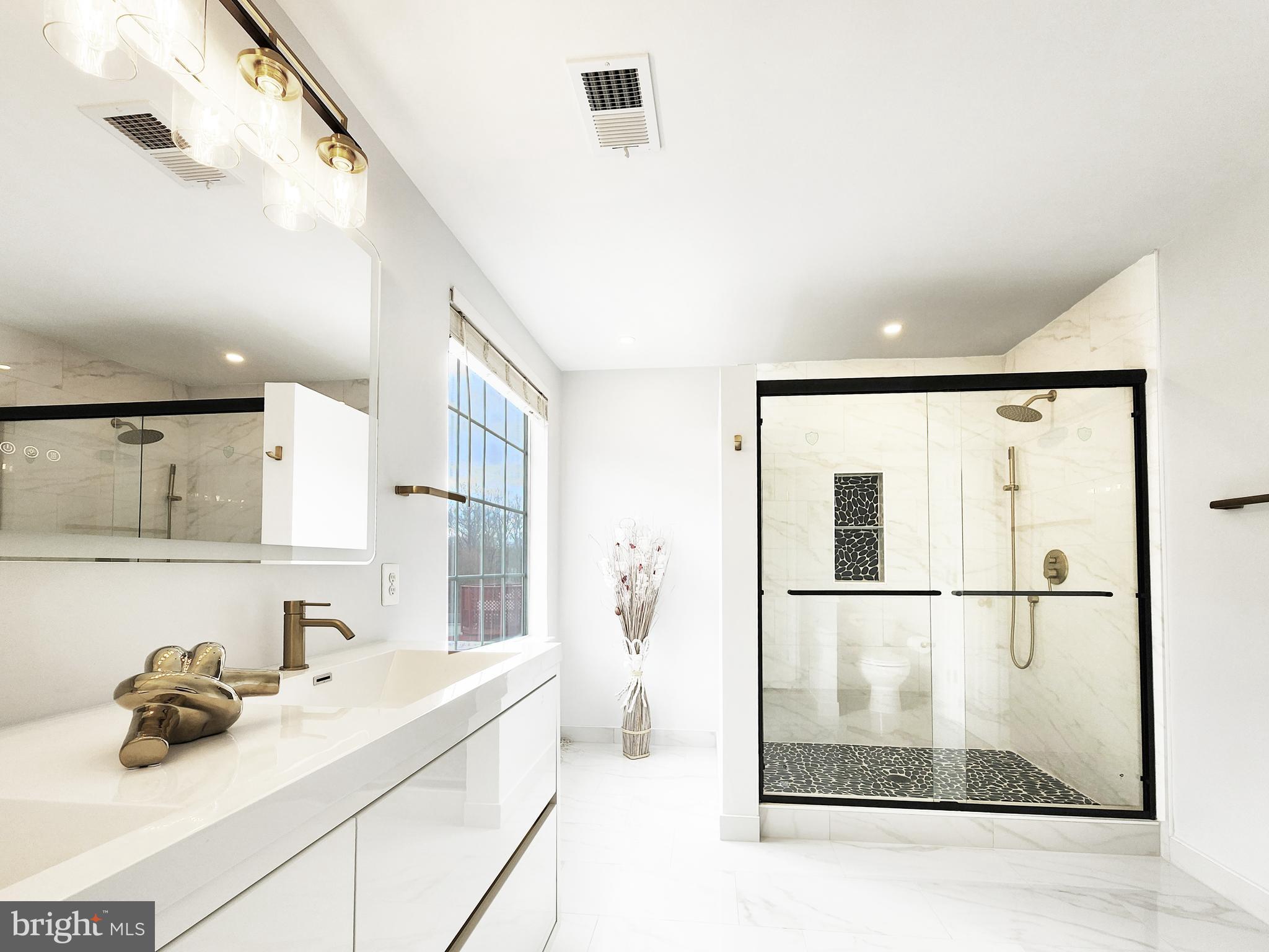 WINDING CREEK ESTATES - Residential