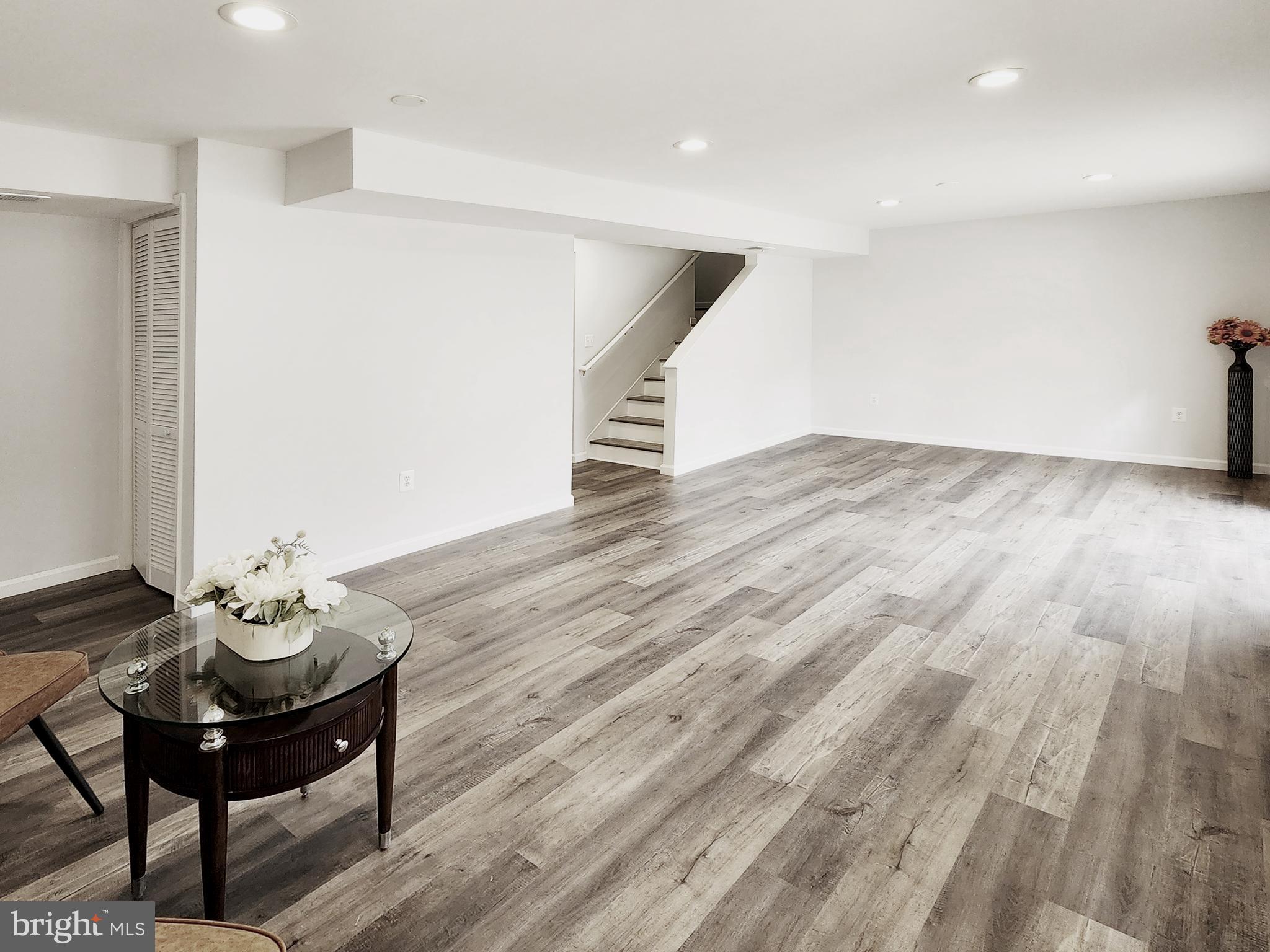 WINDING CREEK ESTATES - Residential