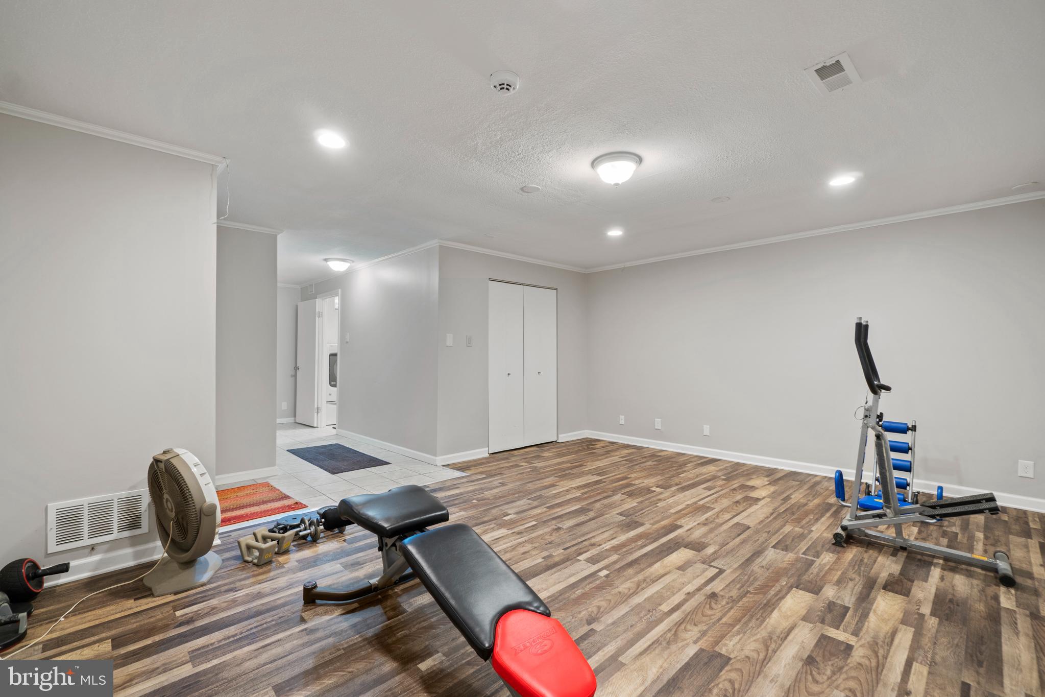 STAFFORD MEADOWS - Residential