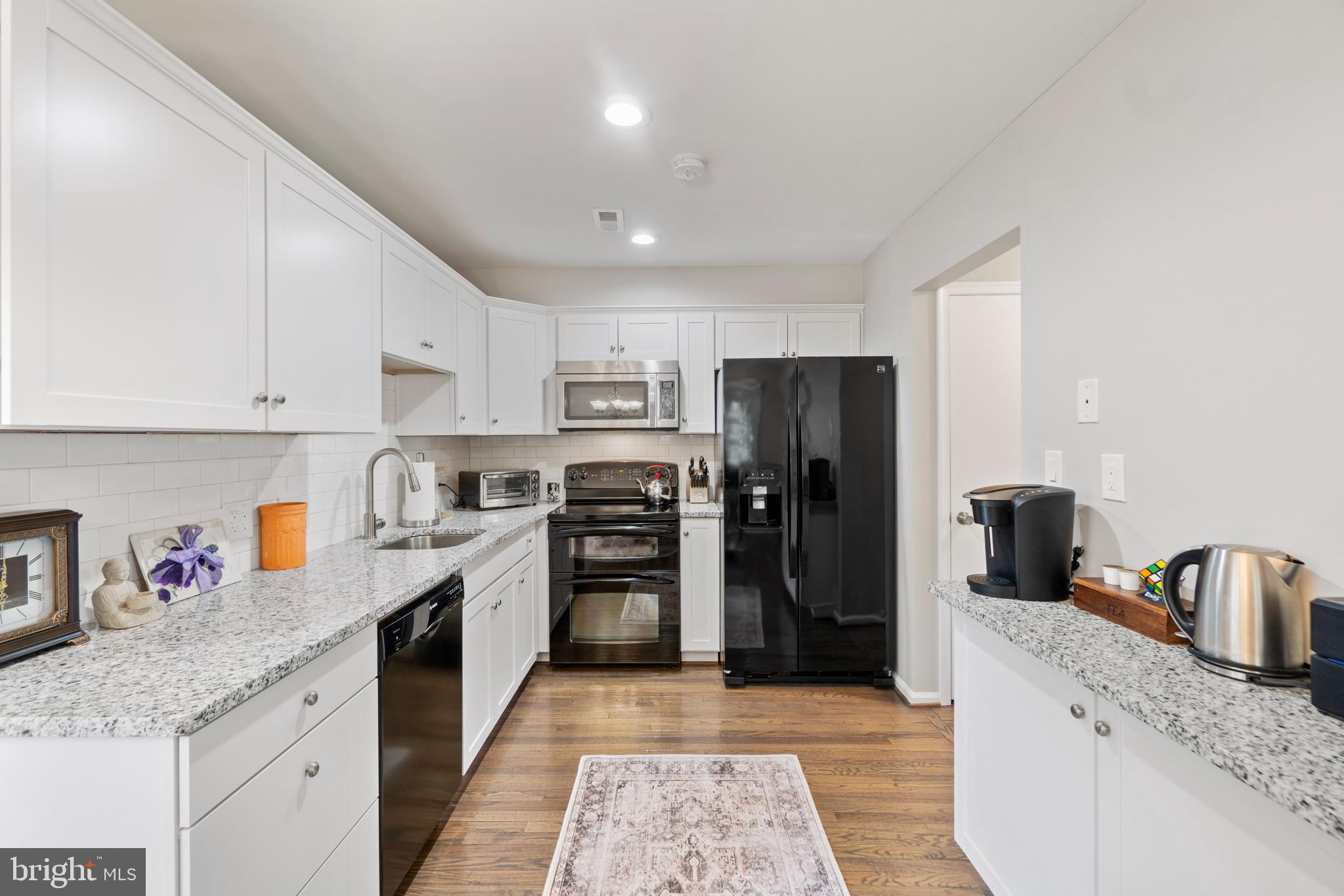 STAFFORD MEADOWS - Residential