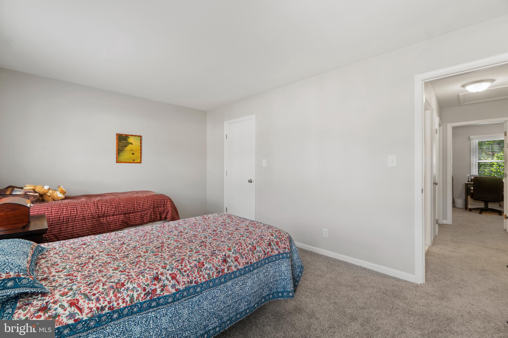 STAFFORD MEADOWS - Residential