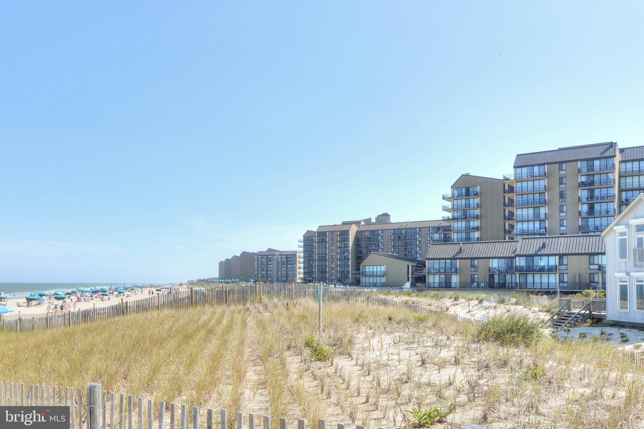 SEA COLONY EAST - Residential