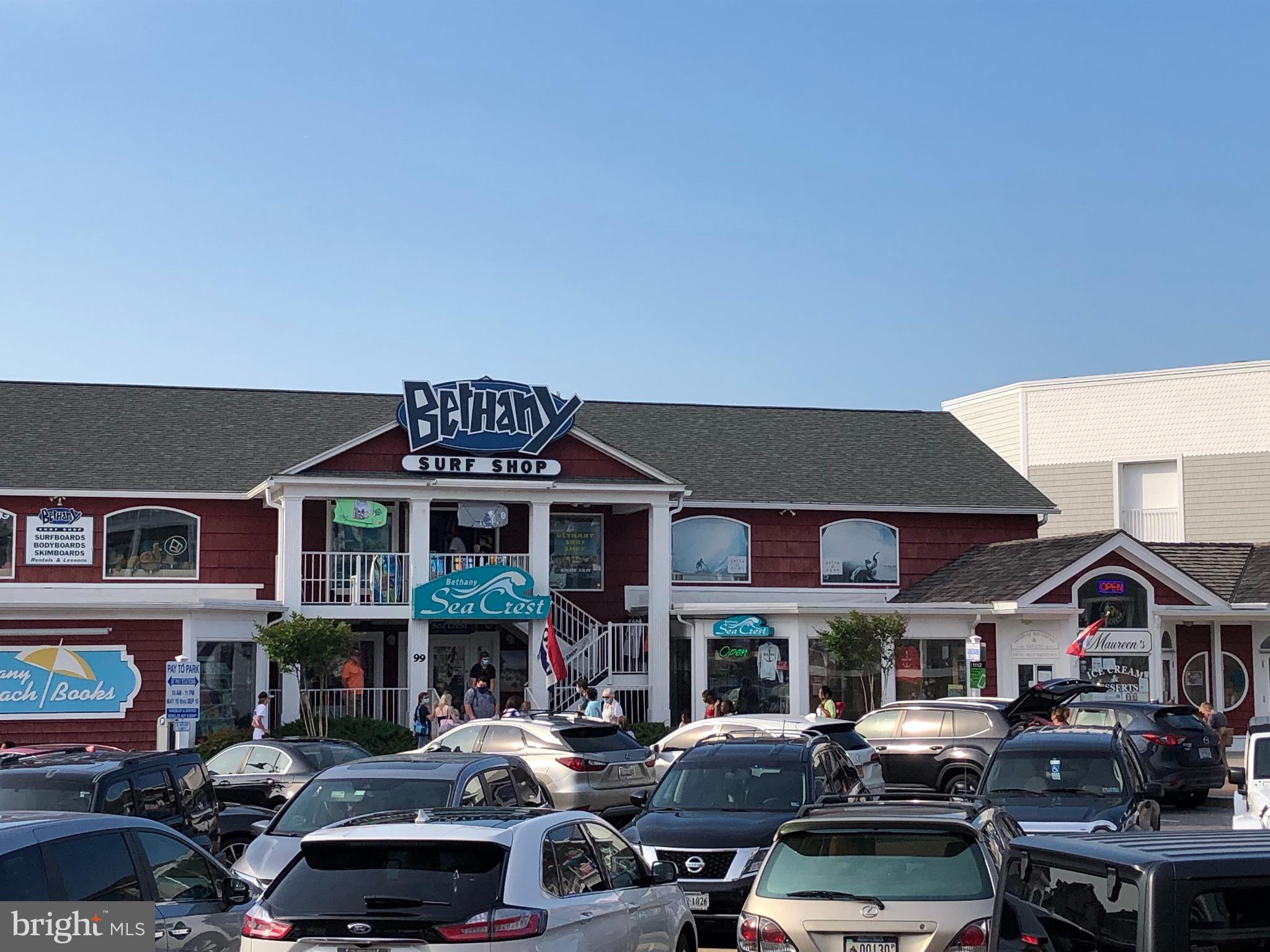 SEA COLONY EAST - Residential