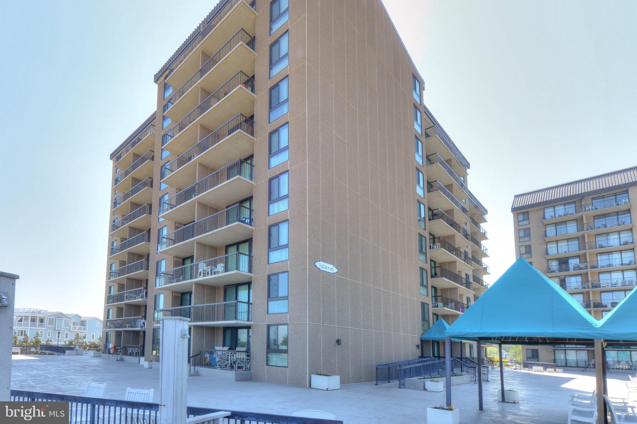 SEA COLONY EAST - Residential