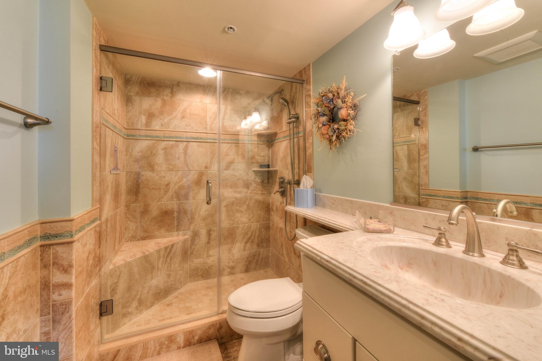 SEA COLONY EAST - Residential