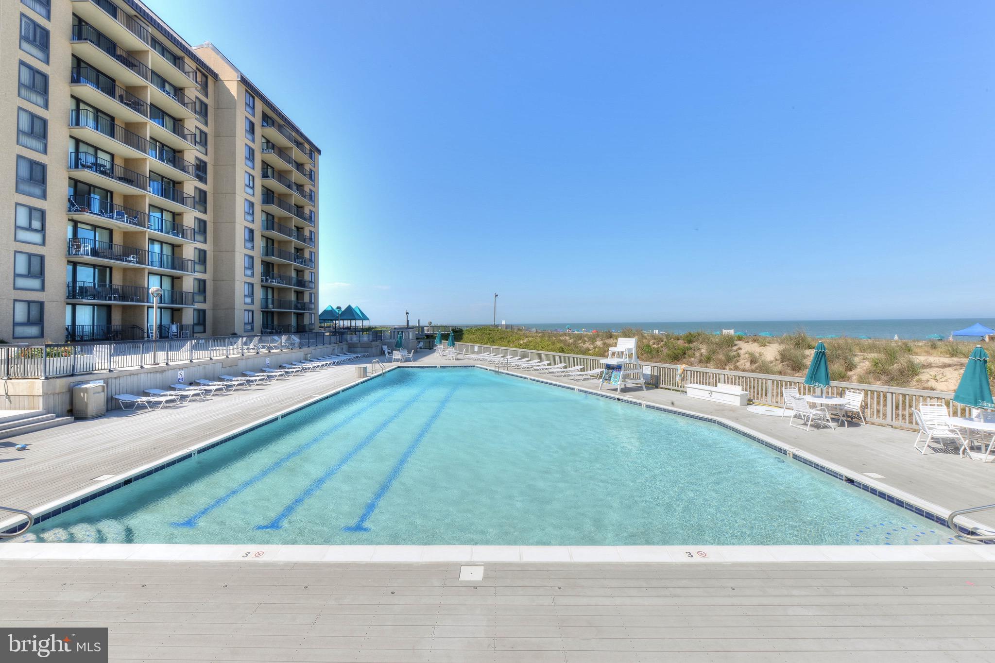 SEA COLONY EAST - Residential