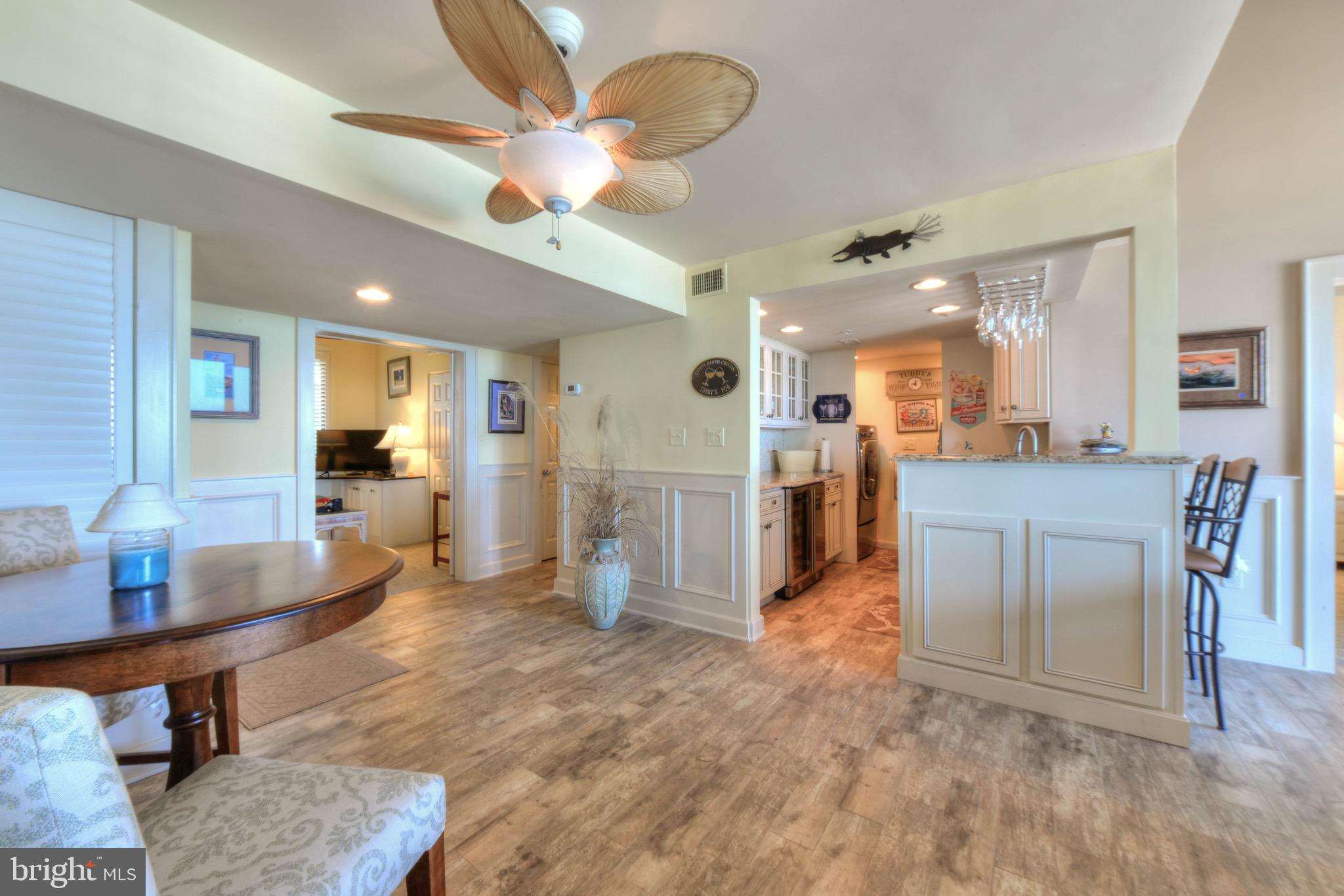 SEA COLONY EAST - Residential