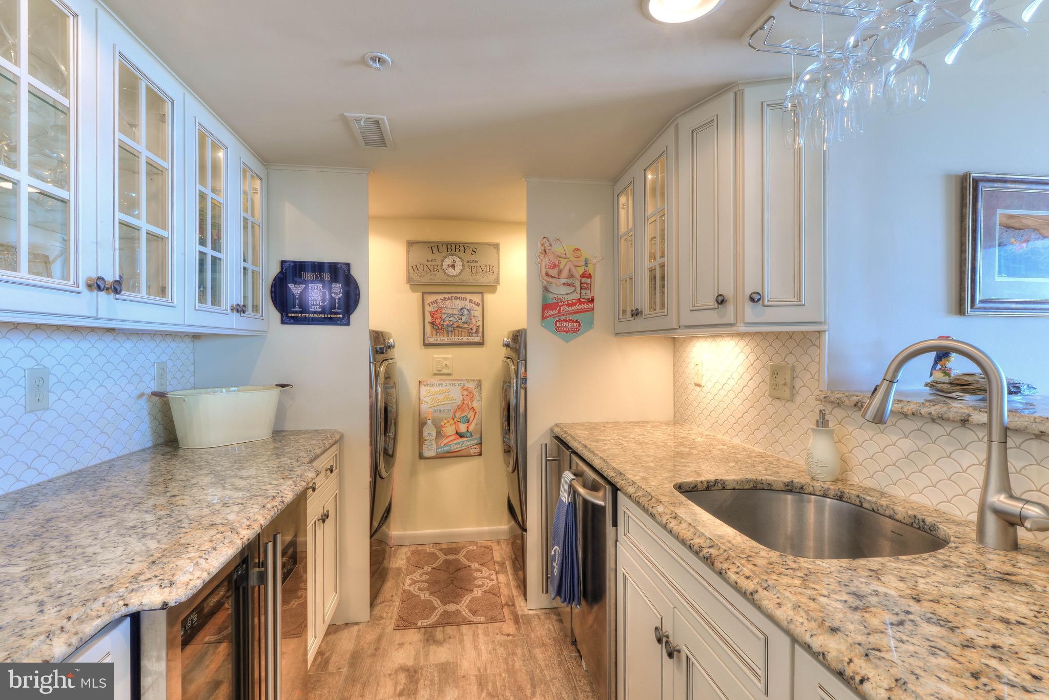 SEA COLONY EAST - Residential