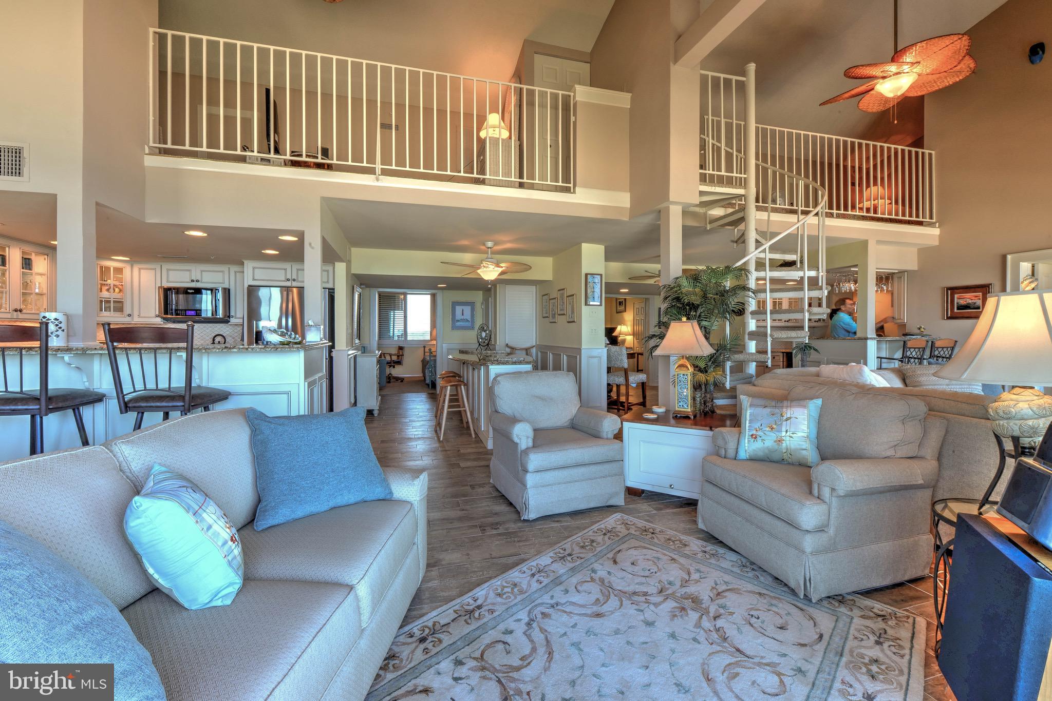 SEA COLONY EAST - Residential