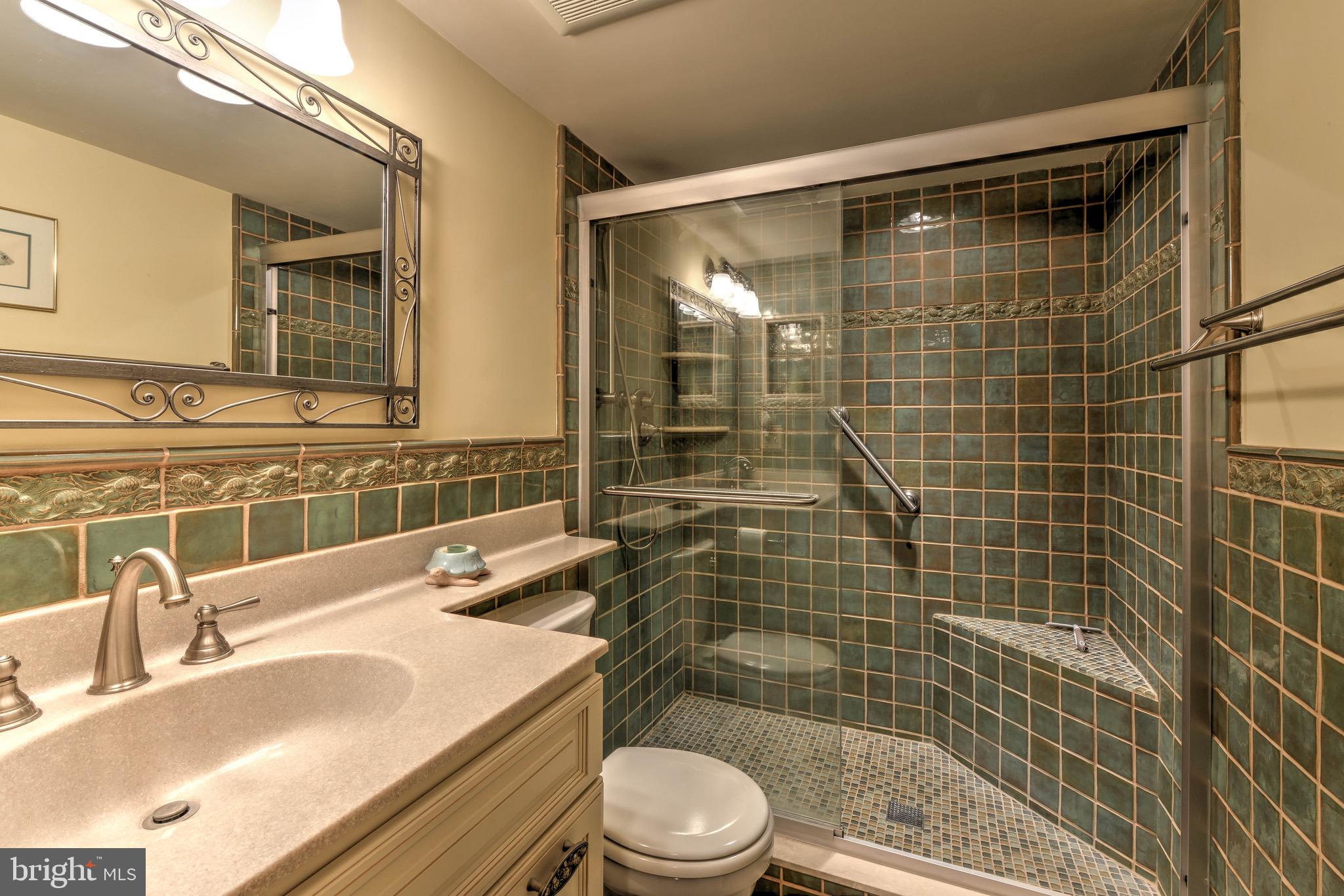 SEA COLONY EAST - Residential