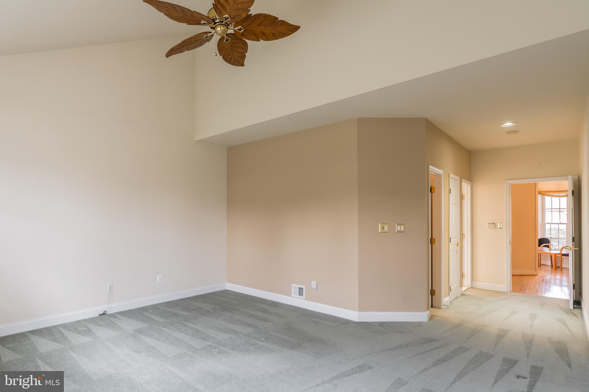 HERITAGE HUNT - Residential