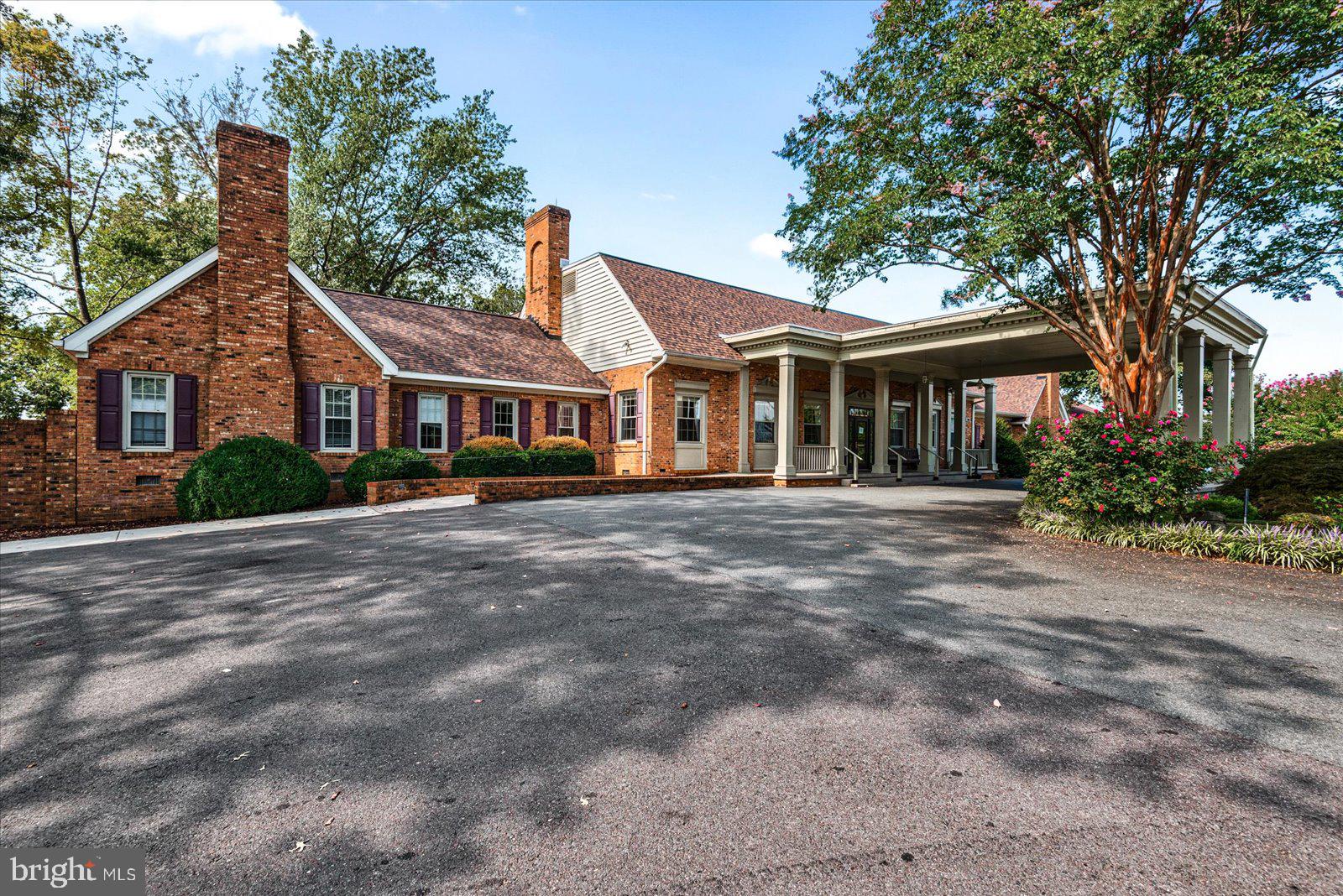 LAKE OF THE WOODS - Residential