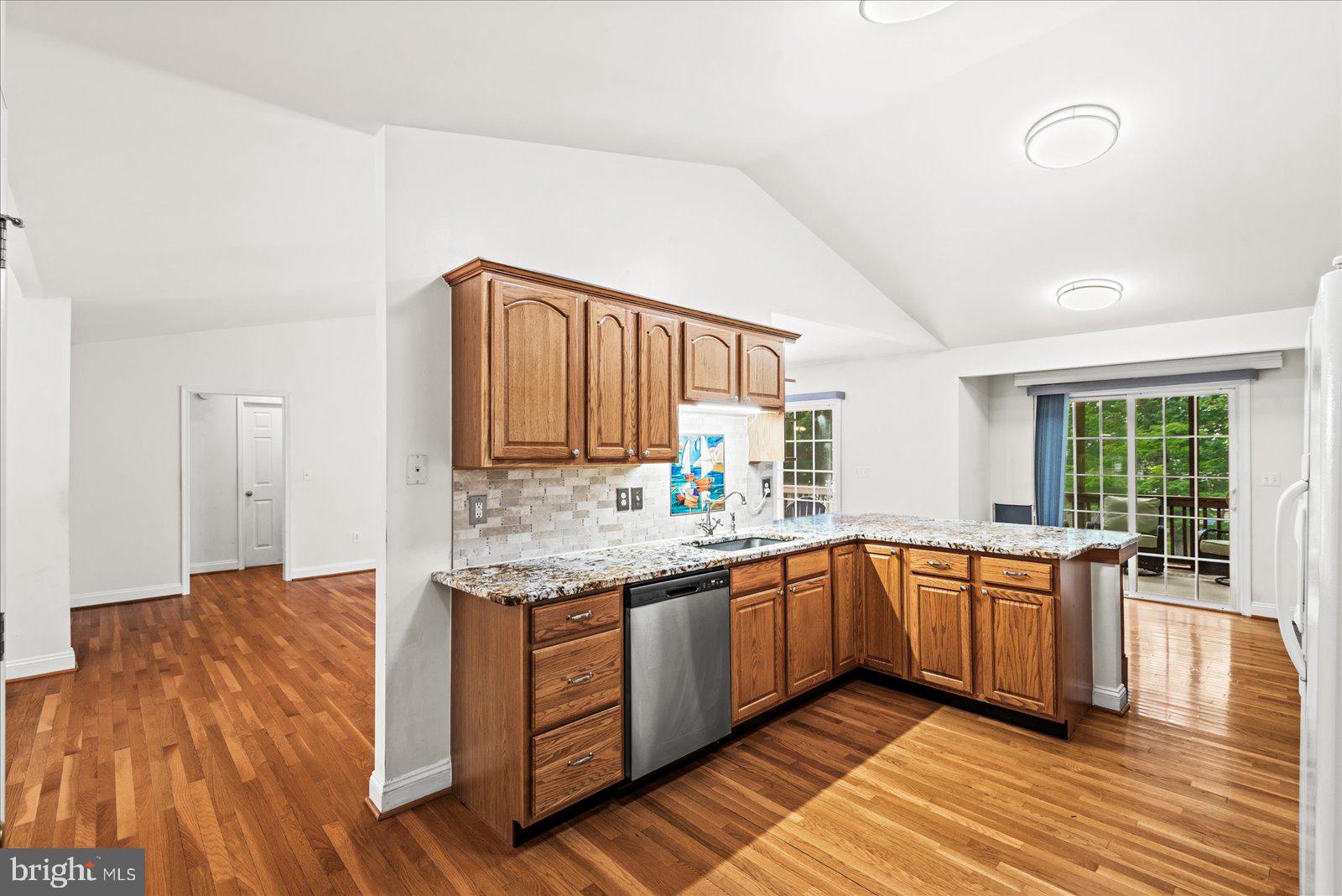 LAKE OF THE WOODS - Residential