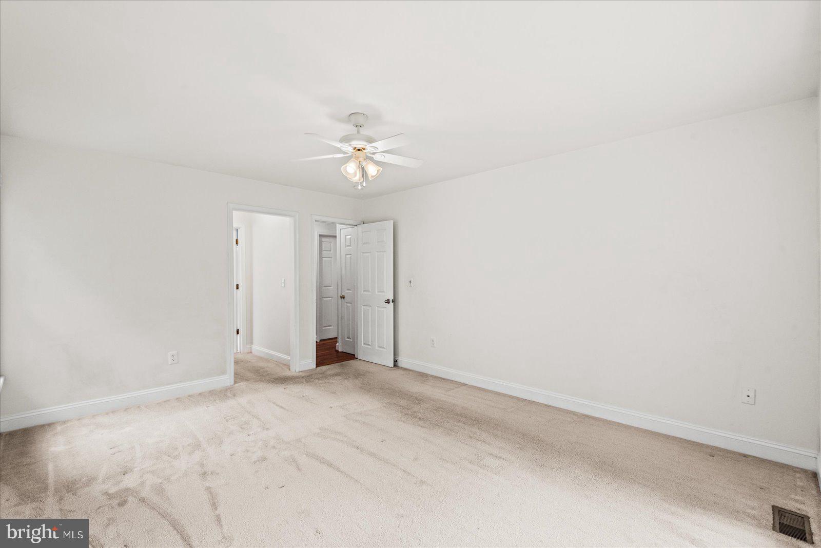 LAKE OF THE WOODS - Residential