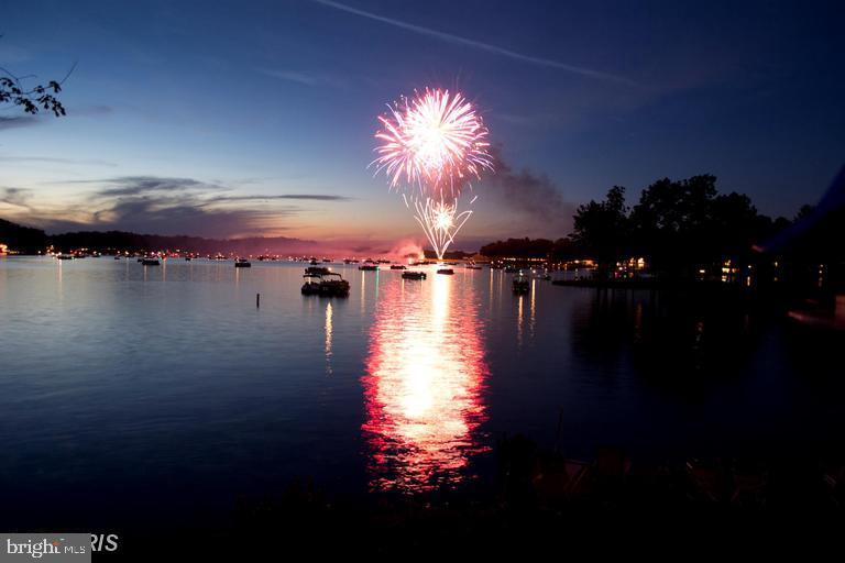 LAKE OF THE WOODS - Residential