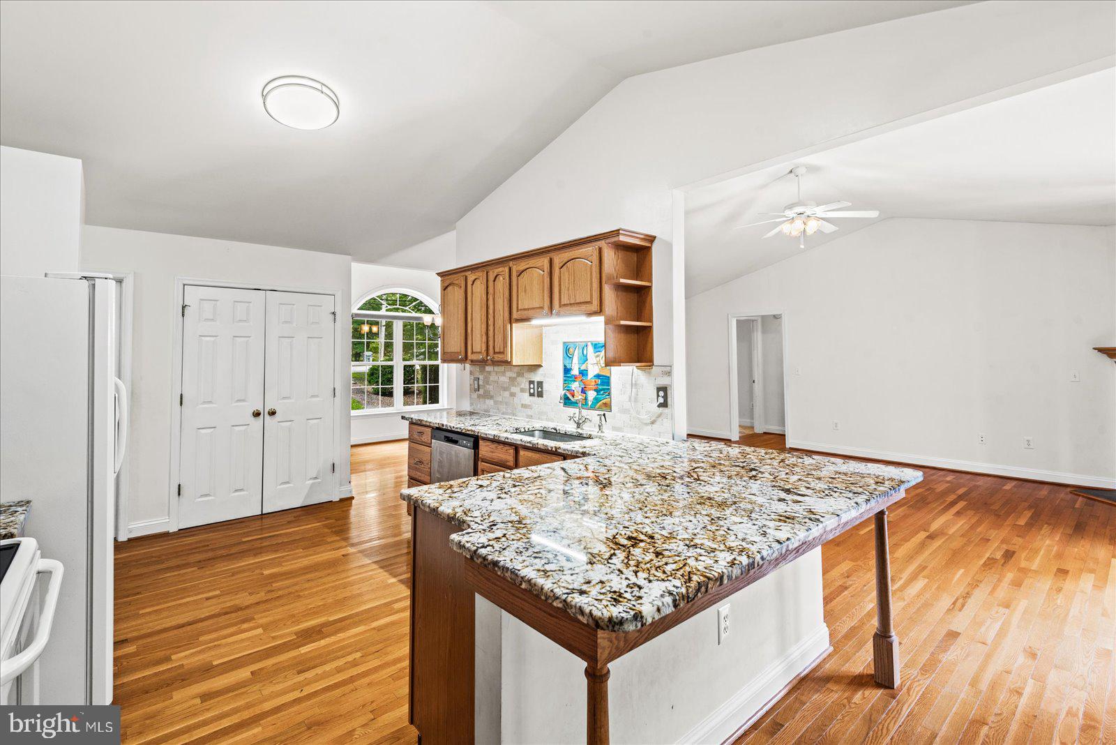 LAKE OF THE WOODS - Residential