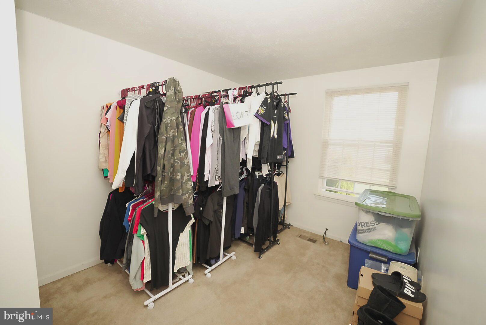 WEST SHORE - Residential