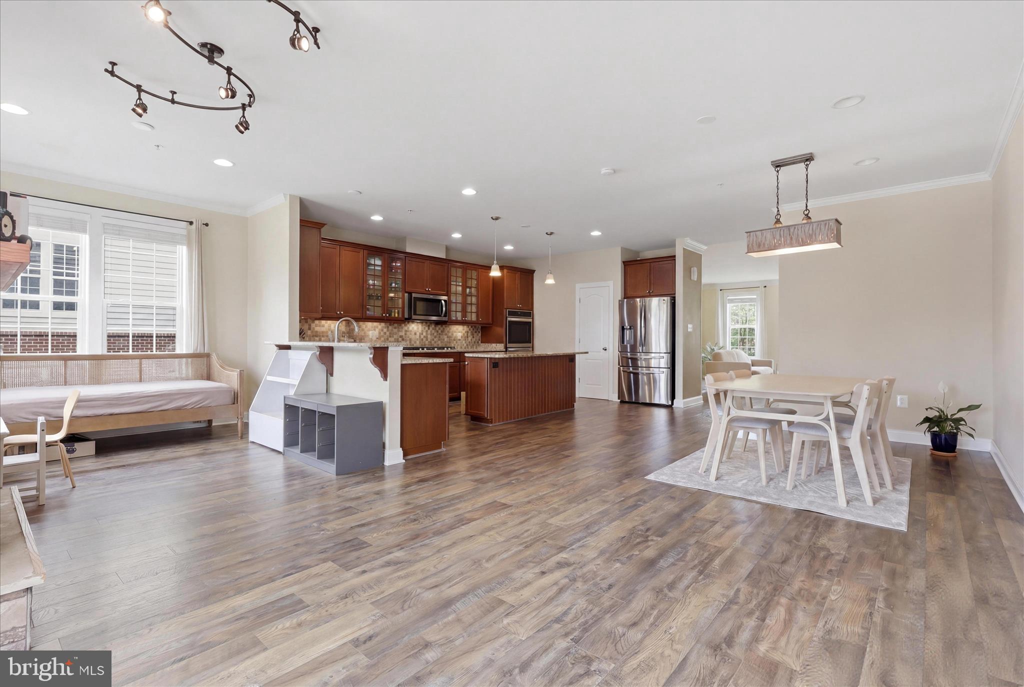URBANA HIGHLANDS - Residential