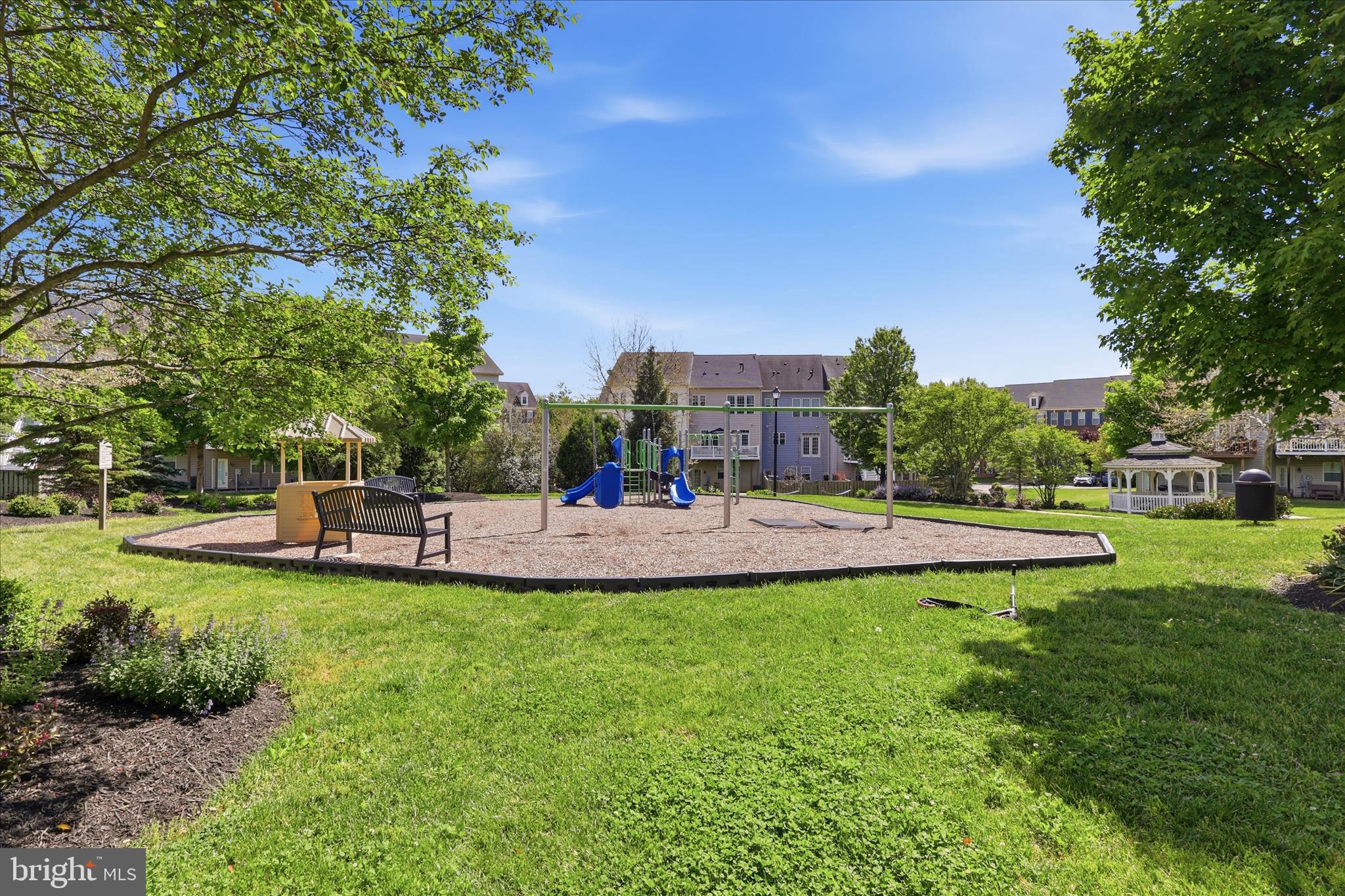 URBANA HIGHLANDS - Residential