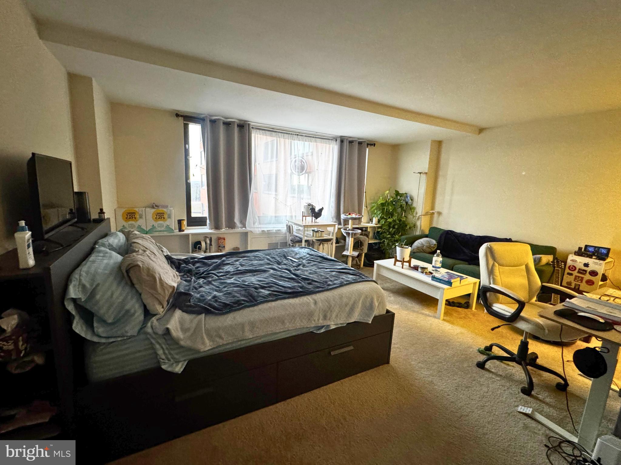 RIVER PLACE SOUTH - Residential