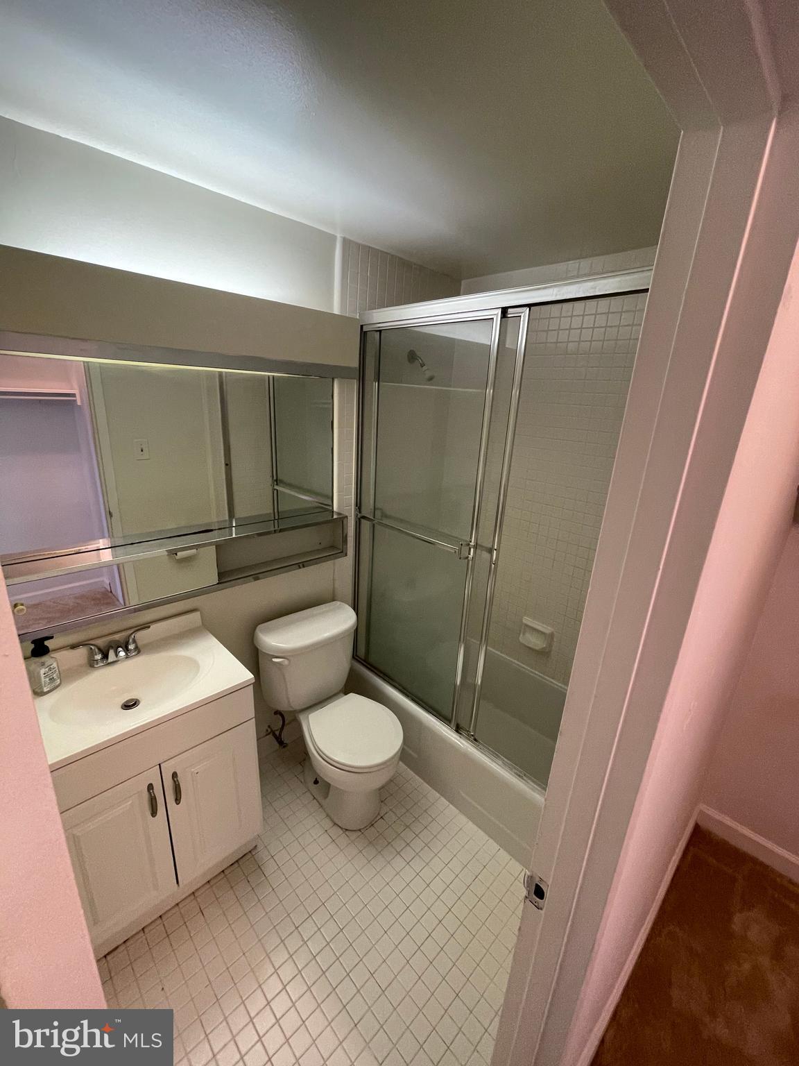 RIVER PLACE SOUTH - Residential