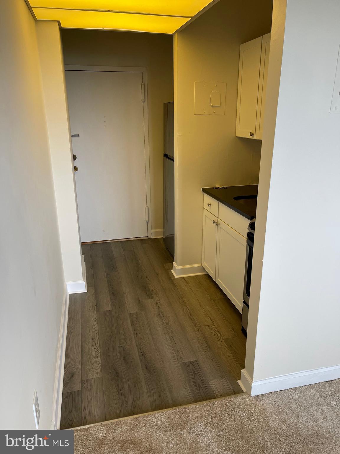 RIVER PLACE SOUTH - Residential