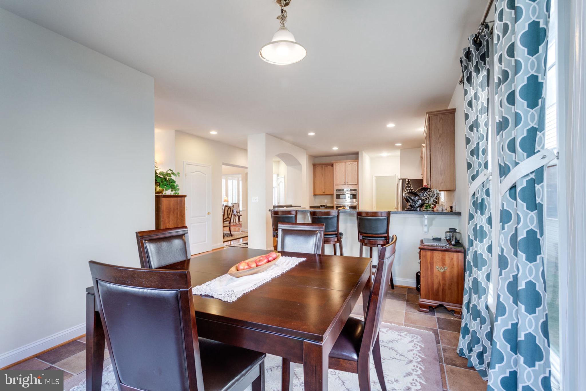 KINGSTOWNE - Residential Lease