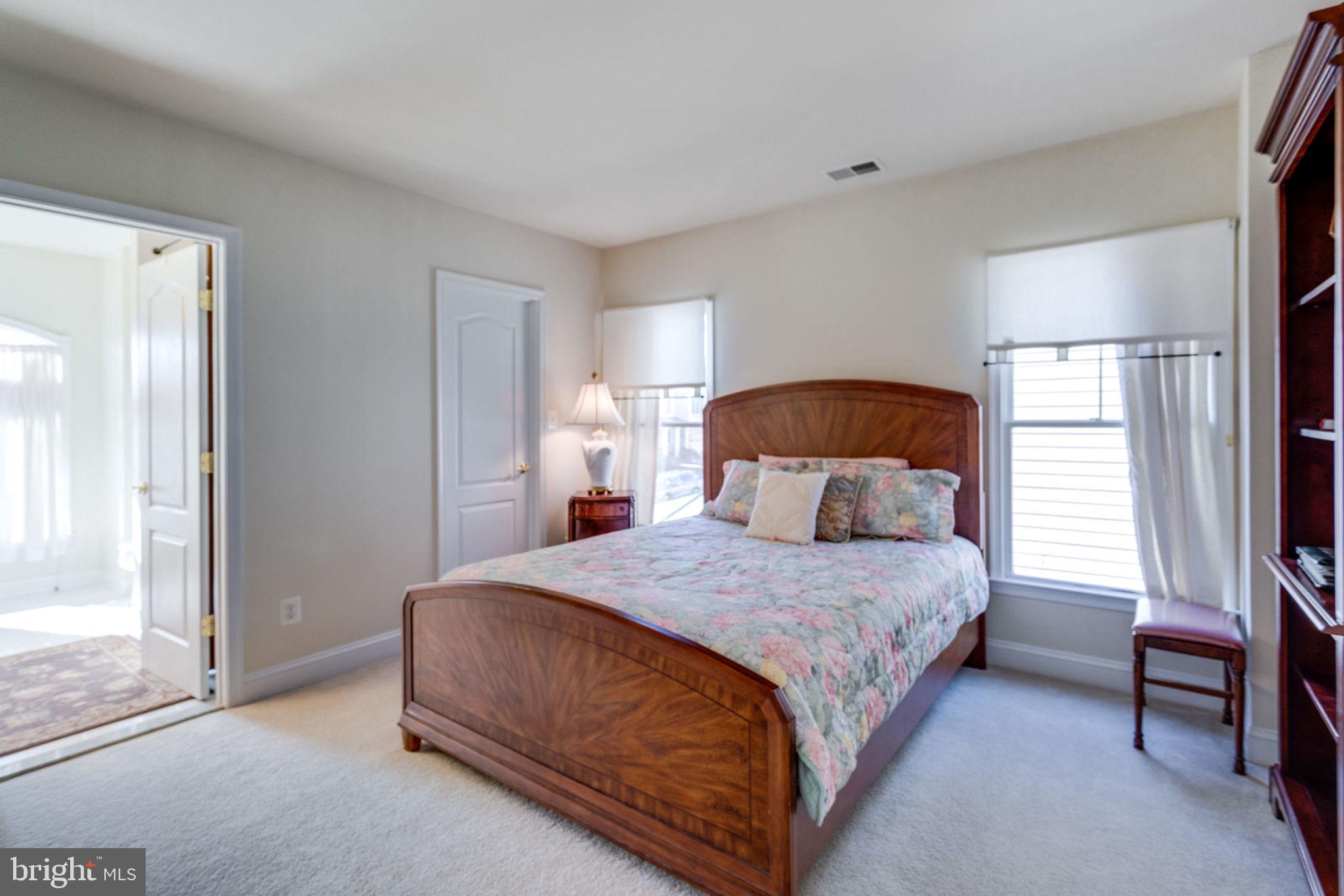 KINGSTOWNE - Residential Lease