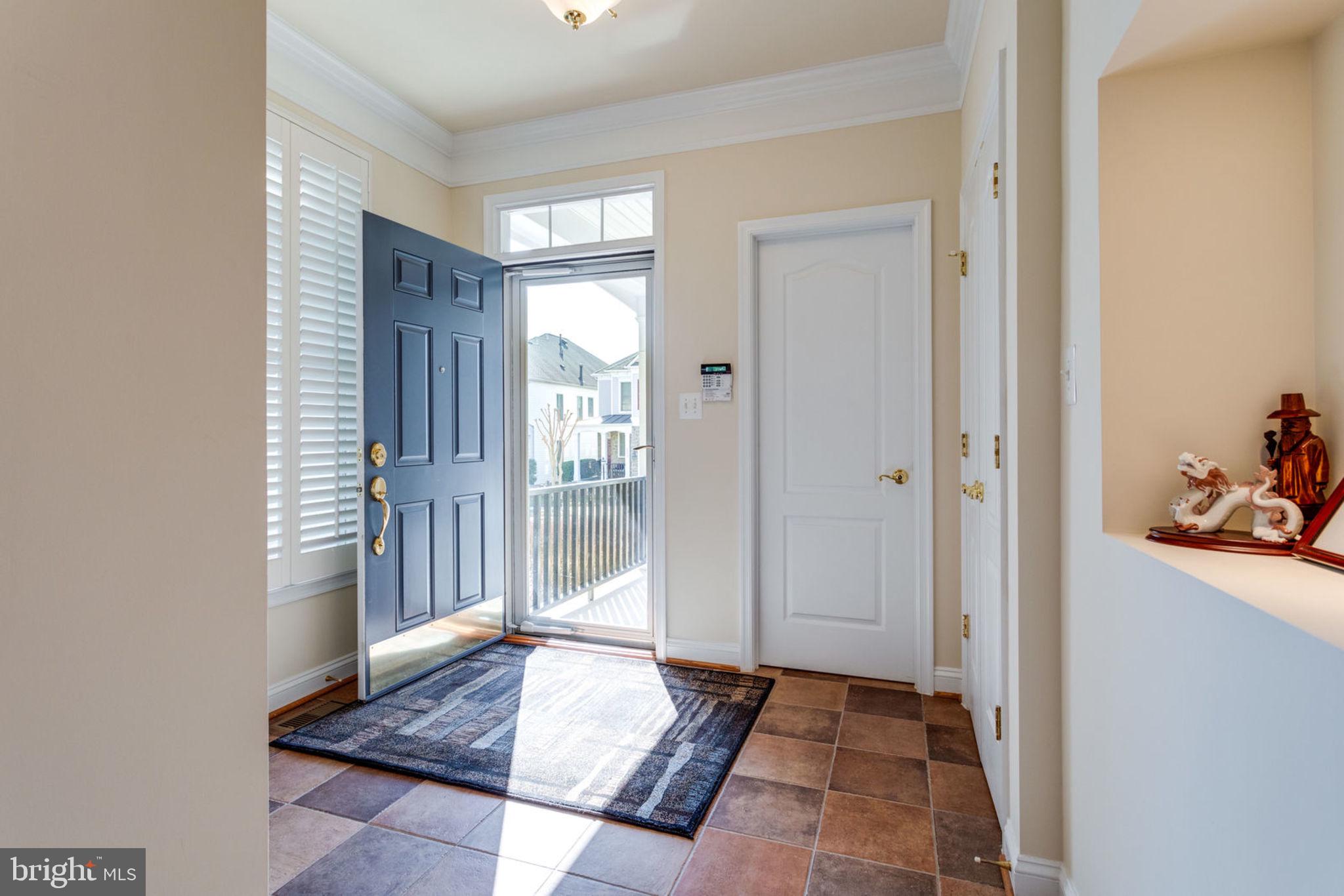 KINGSTOWNE - Residential Lease