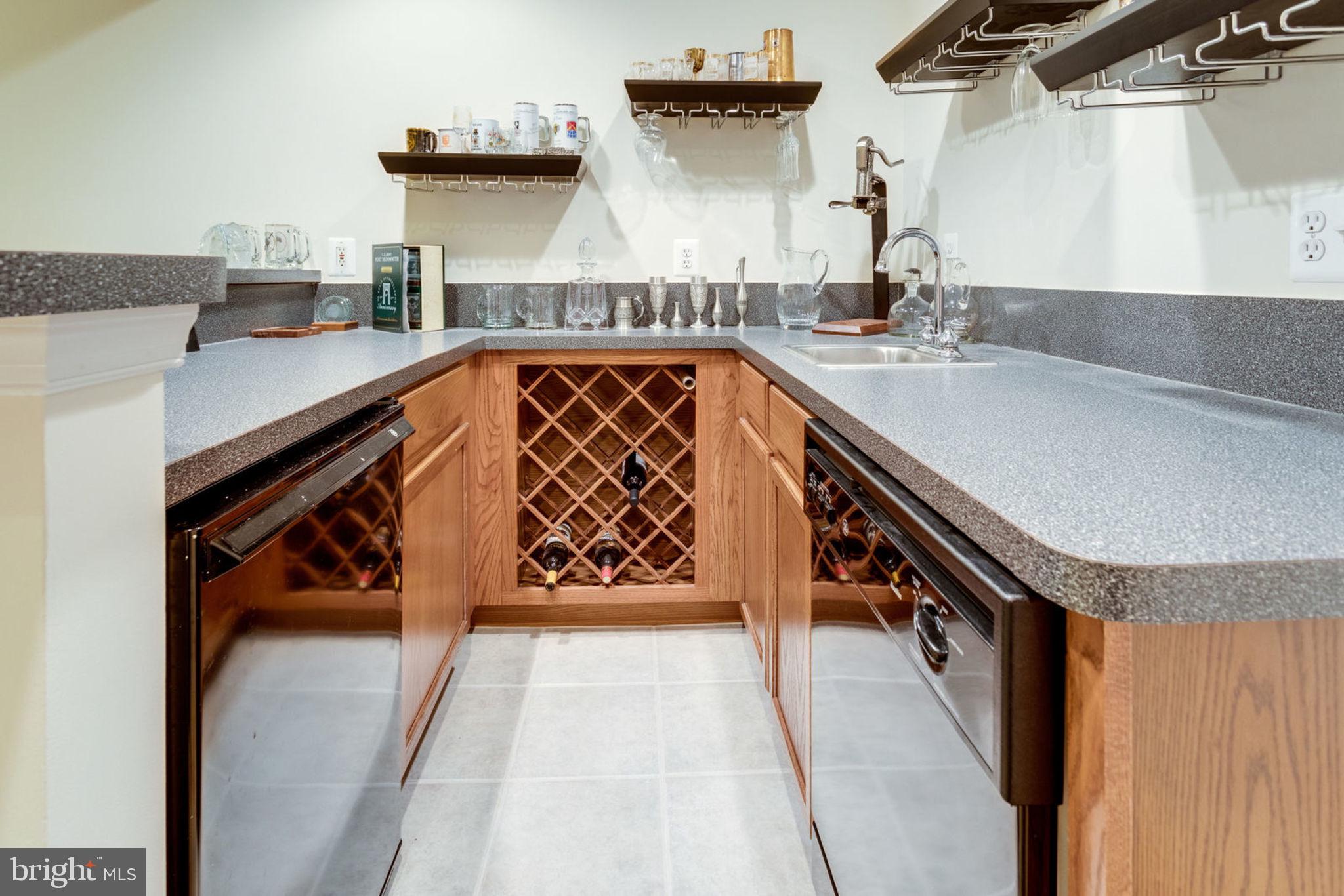 KINGSTOWNE - Residential Lease